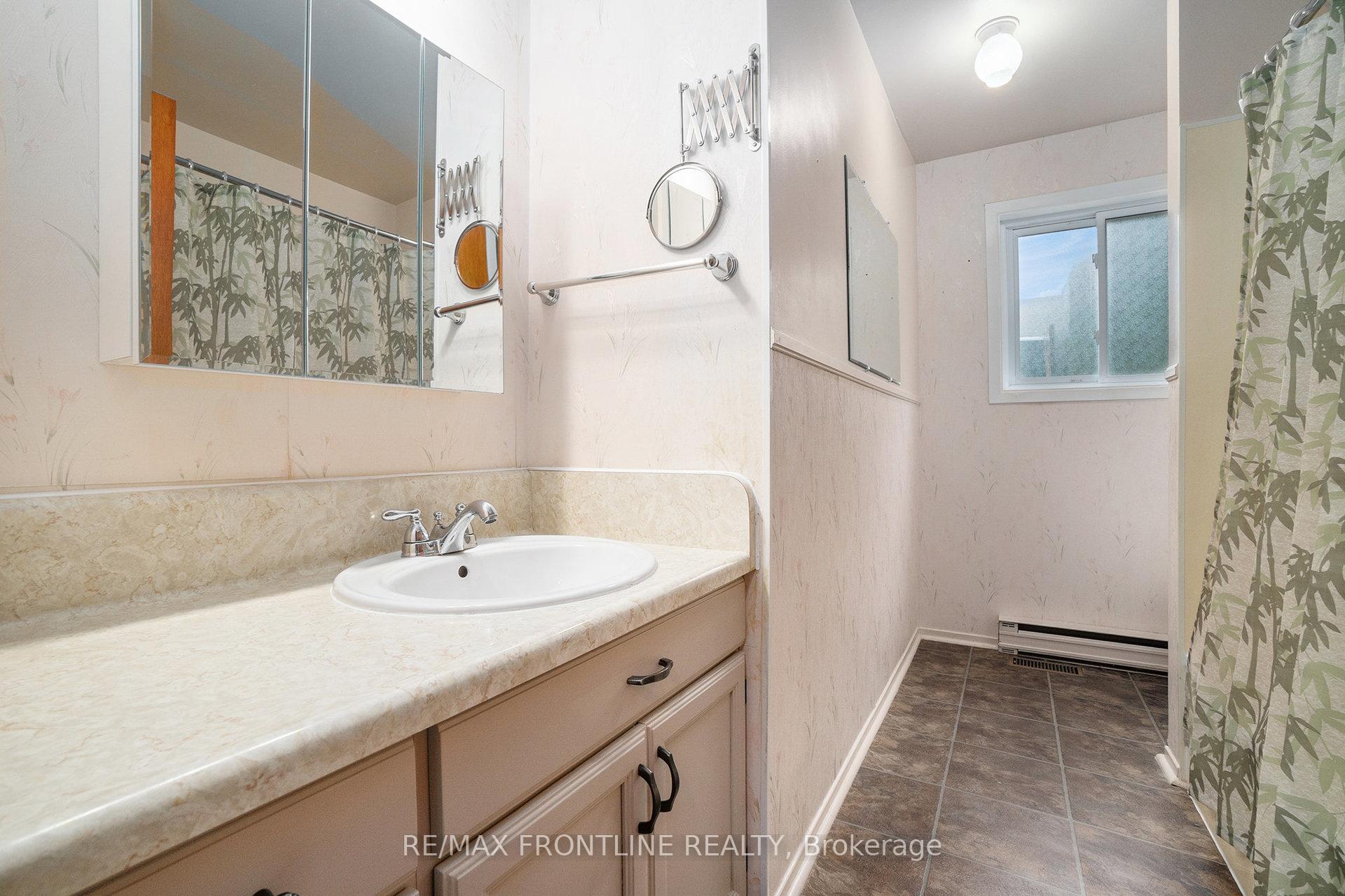 Photo 11 of 8 Tysick Avenue, Perth — HOMEH