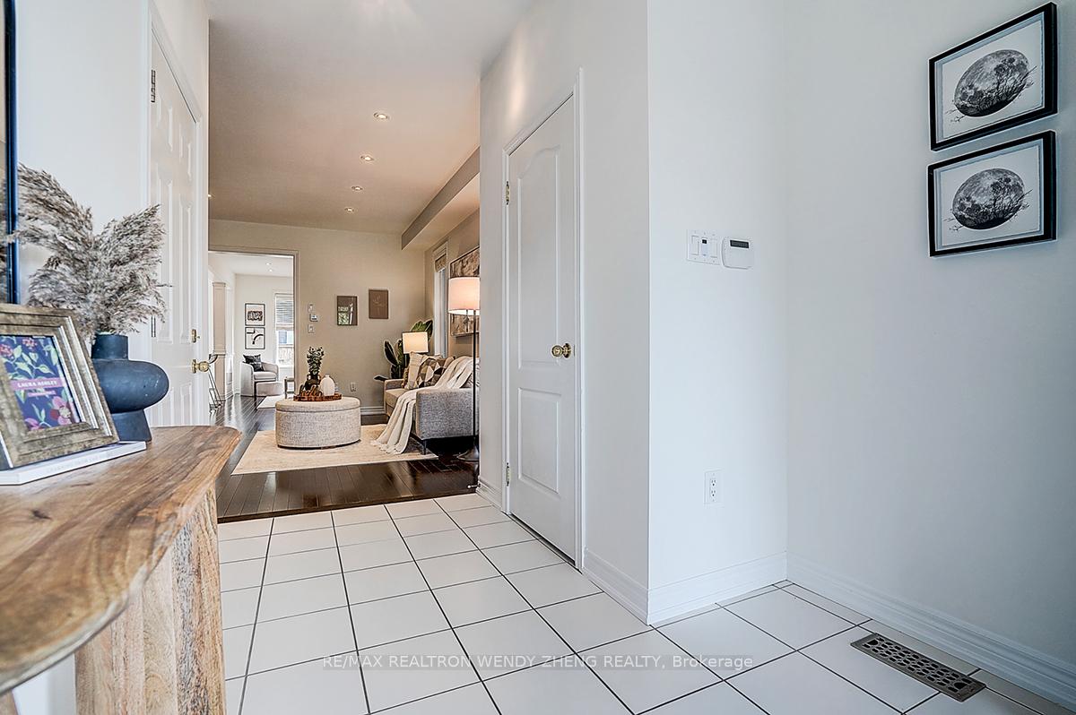 Photo 8 of 66 Staglin Court, Markham, Cathedraltown — HOMEH