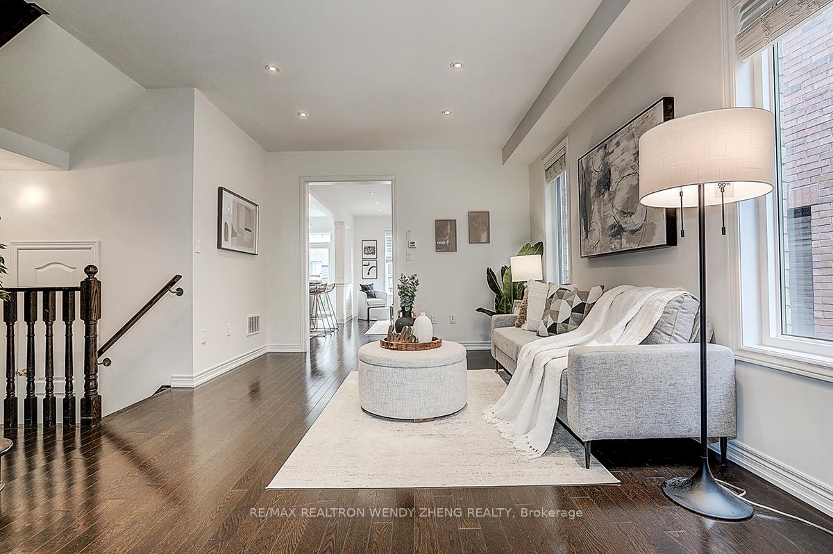 Photo 3 of 66 Staglin Court, Markham, Cathedraltown — HOMEH
