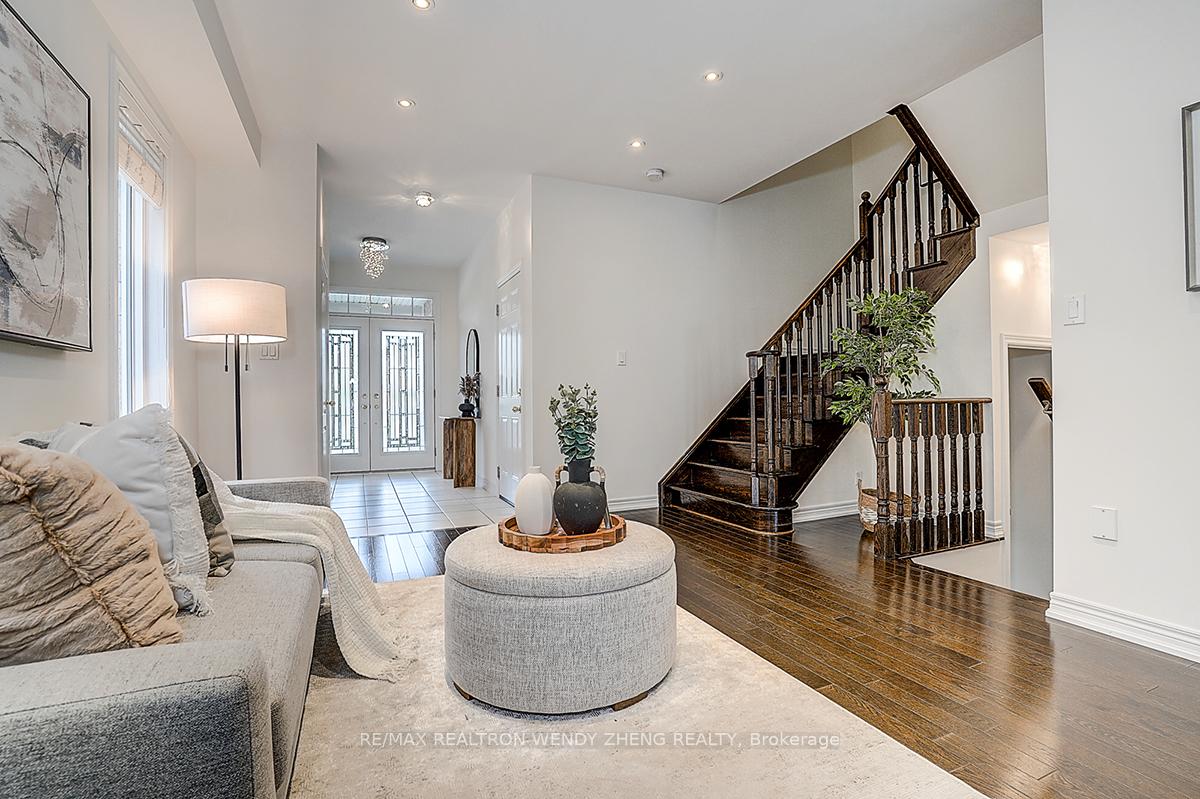Photo 39 of 66 Staglin Court, Markham, Cathedraltown — HOMEH
