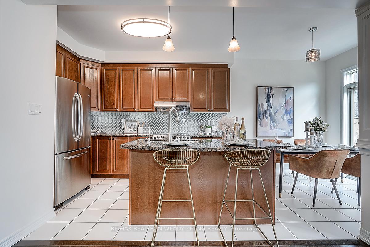 Photo 13 of 66 Staglin Court, Markham, Cathedraltown — HOMEH