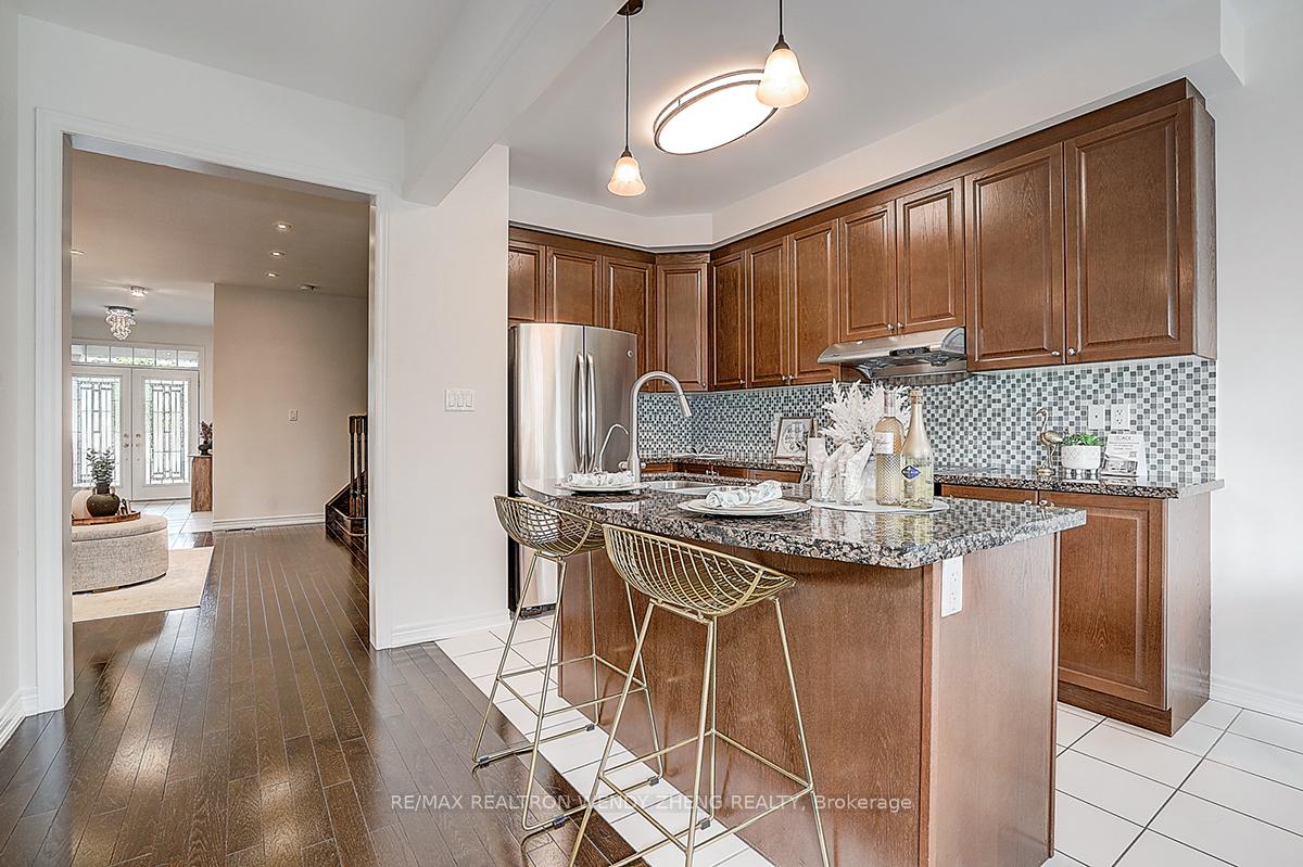 Photo 36 of 66 Staglin Court, Markham, Cathedraltown — HOMEH