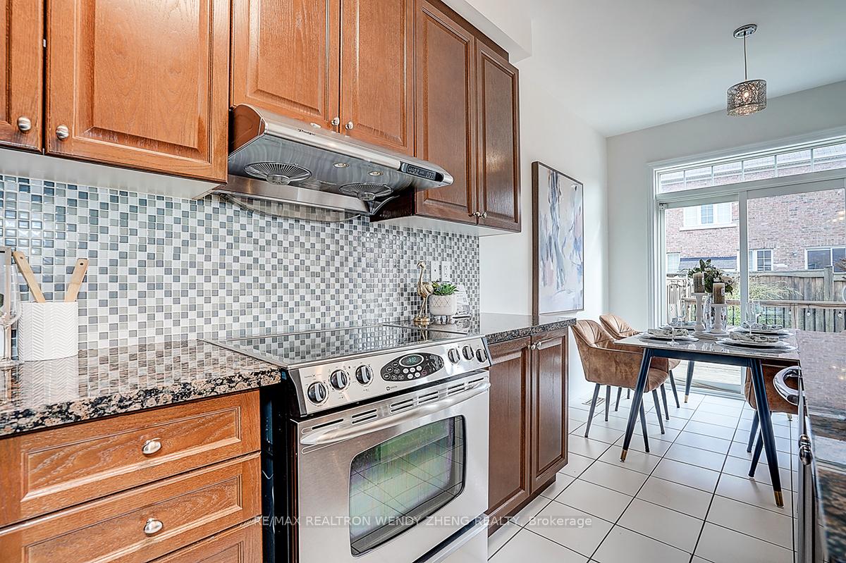 Photo 40 of 66 Staglin Court, Markham, Cathedraltown — HOMEH