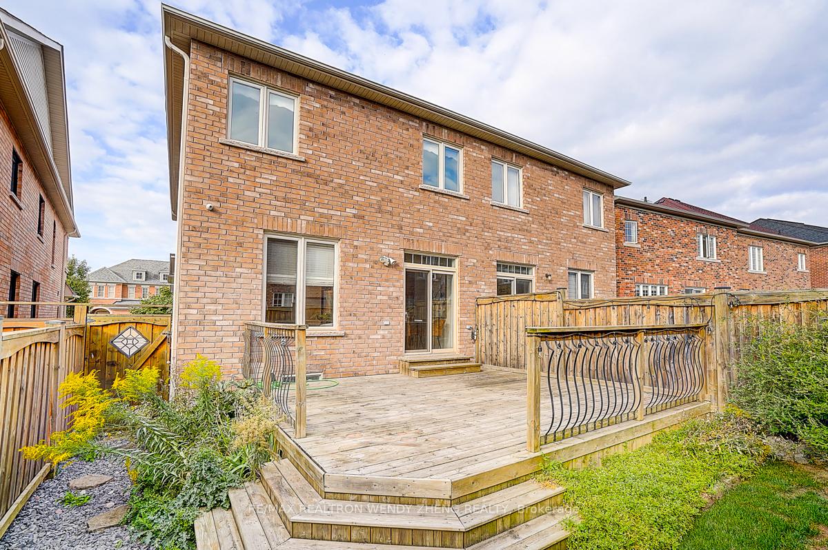 Photo 38 of 66 Staglin Court, Markham, Cathedraltown — HOMEH
