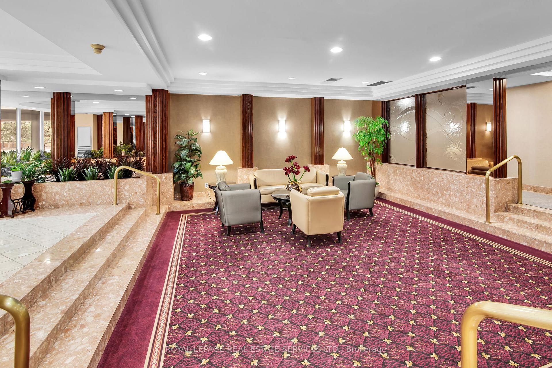 Photo 12 of Unit 708, 24 Hanover Road, Brampton, Queen Street Corridor — HOMEH