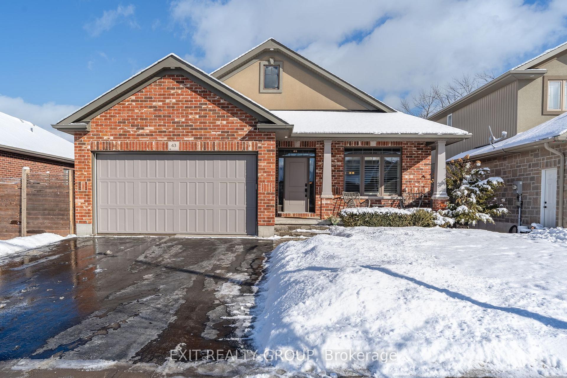 Photo 2 of 43 Hanover Court, Belleville, Thurlow Ward — HOMEH