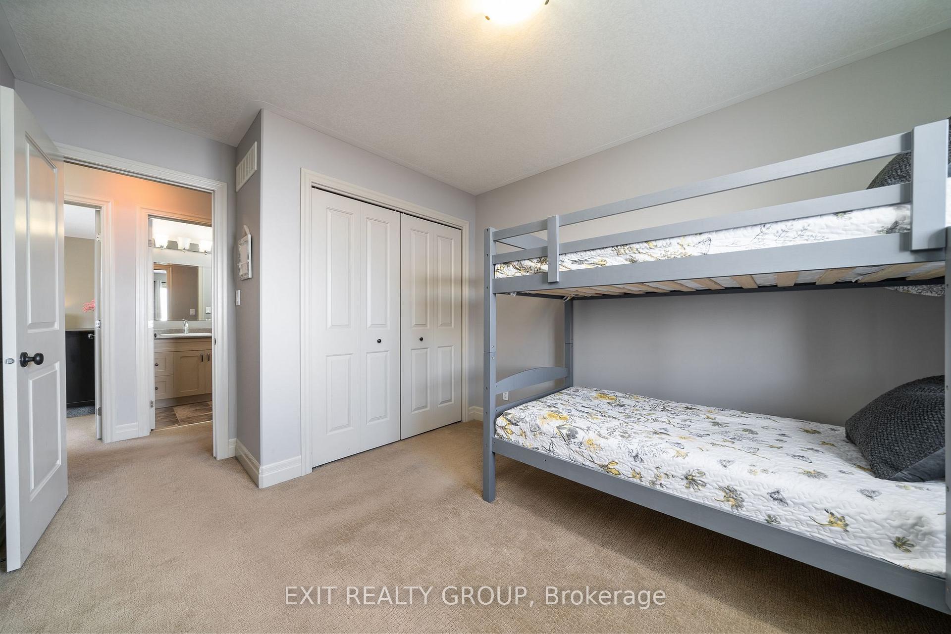 Photo 21 of 43 Hanover Court, Belleville, Thurlow Ward — HOMEH