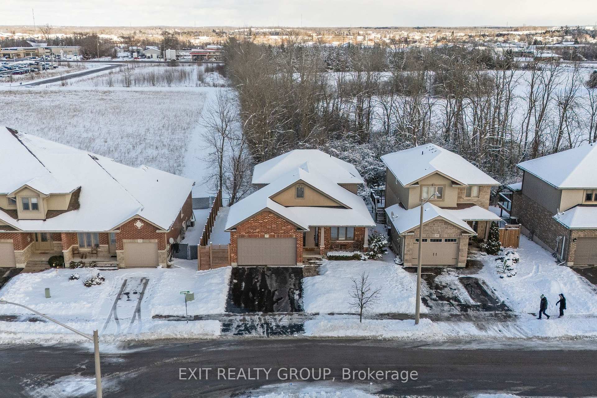 Photo 44 of 43 Hanover Court, Belleville, Thurlow Ward — HOMEH