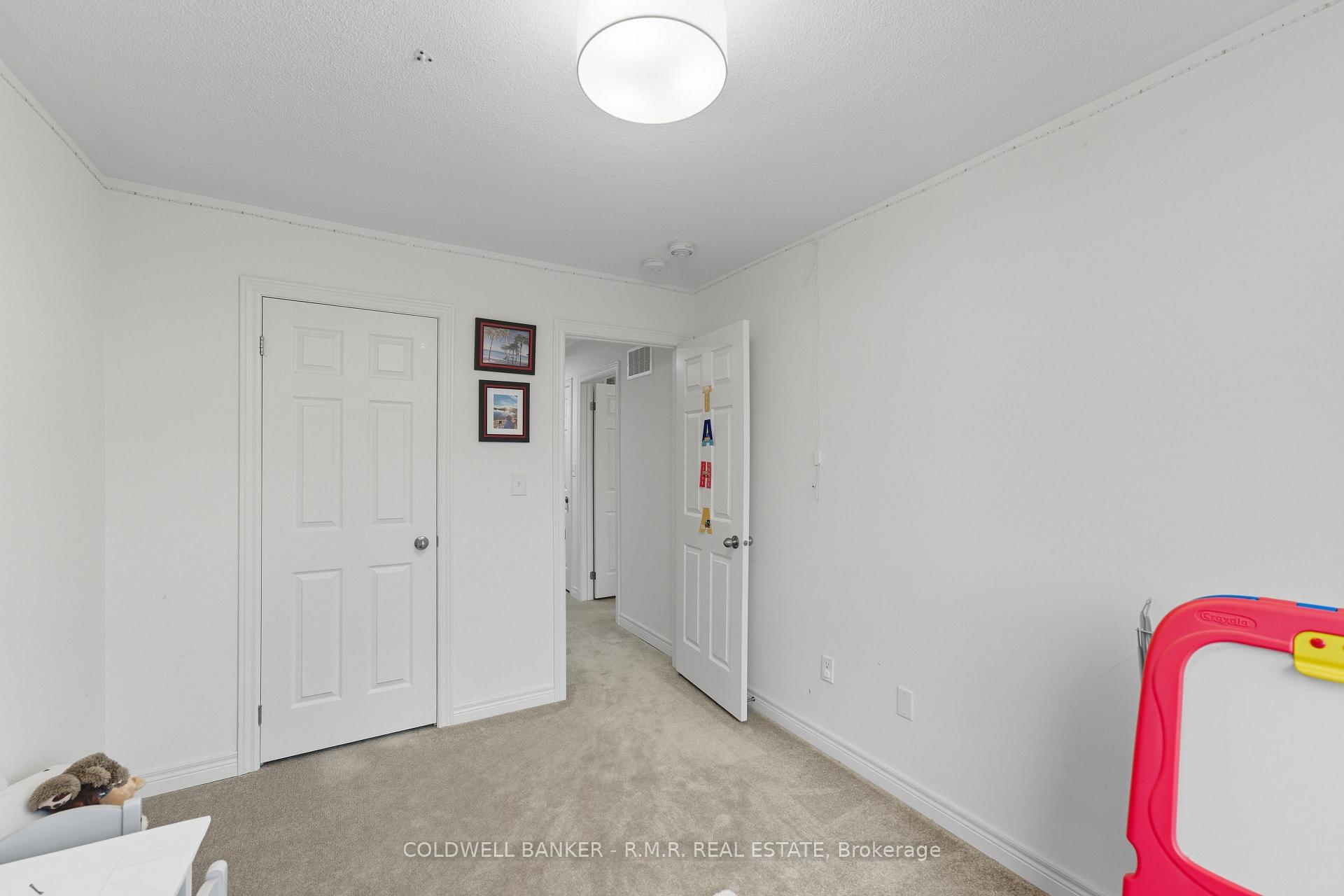 Photo 9 of 620 Krawchuk Crescent, Oshawa, Eastdale — HOMEH