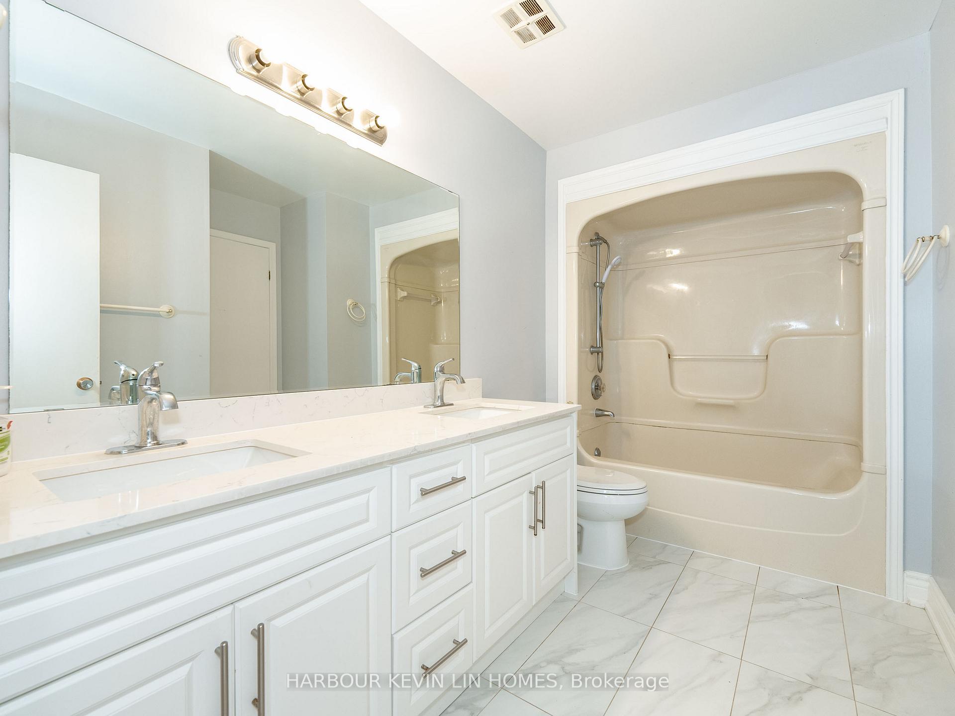 Photo 8 of 213 Murray Drive, Aurora, Aurora Highlands — HOMEH