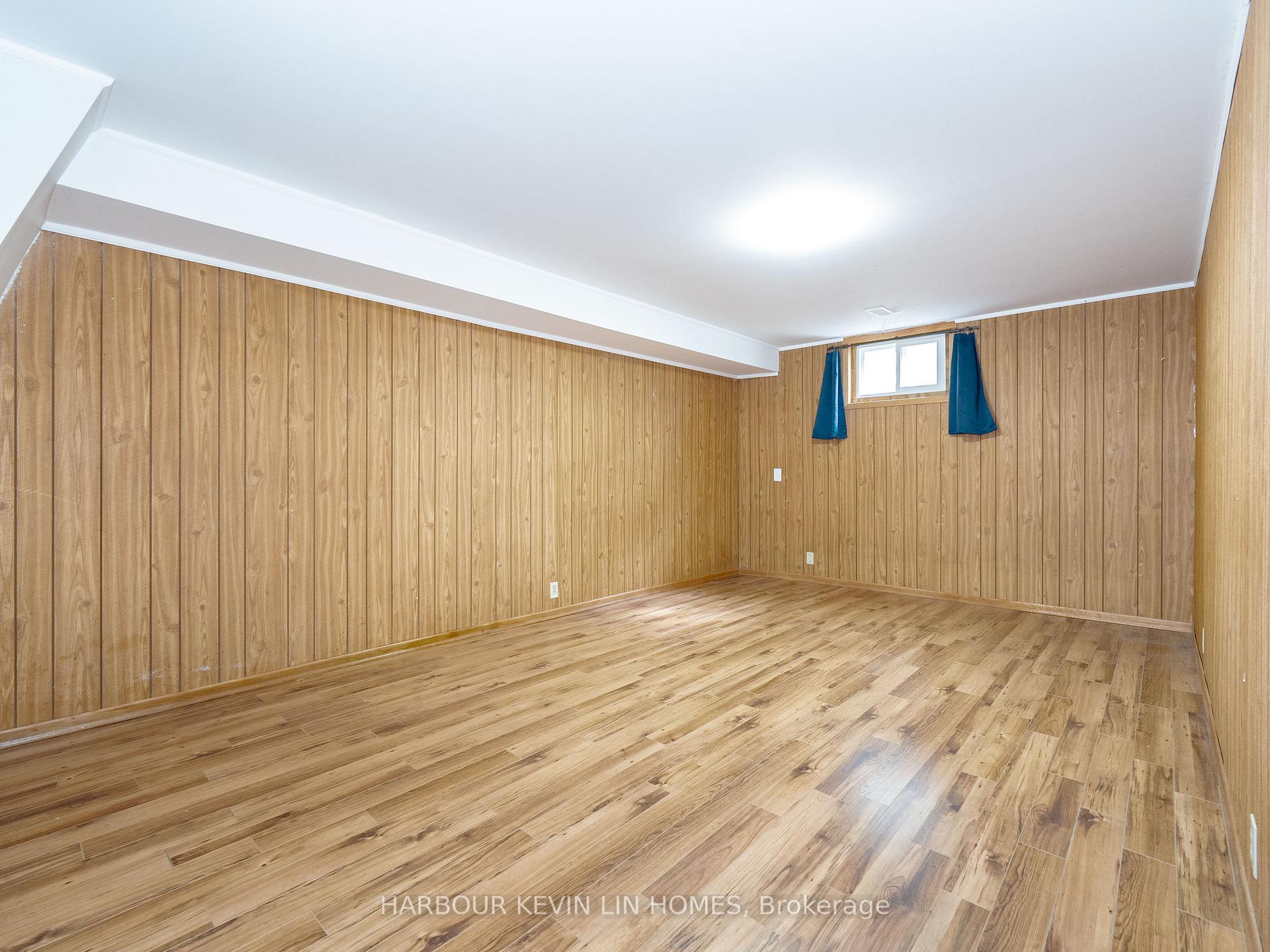 Photo 24 of 213 Murray Drive, Aurora, Aurora Highlands — HOMEH