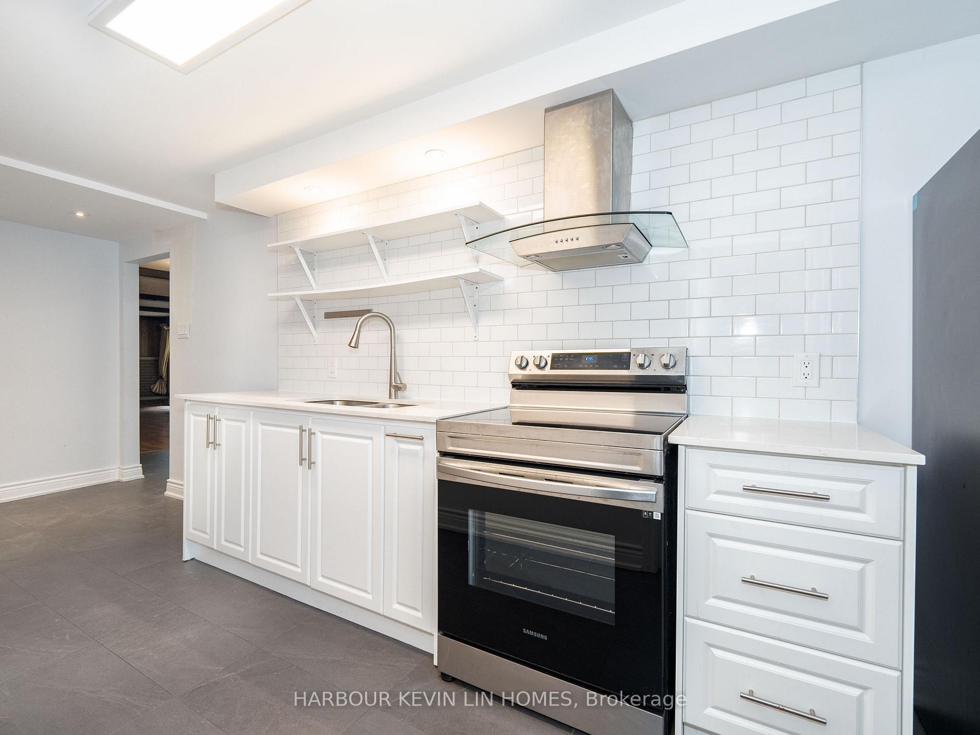Photo 42 of 213 Murray Drive, Aurora, Aurora Highlands — HOMEH