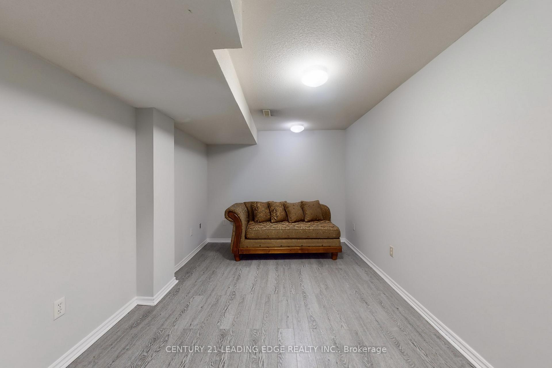 Photo 13 of 39 Horstman Street, Markham, Rouge River Estates — HOMEH