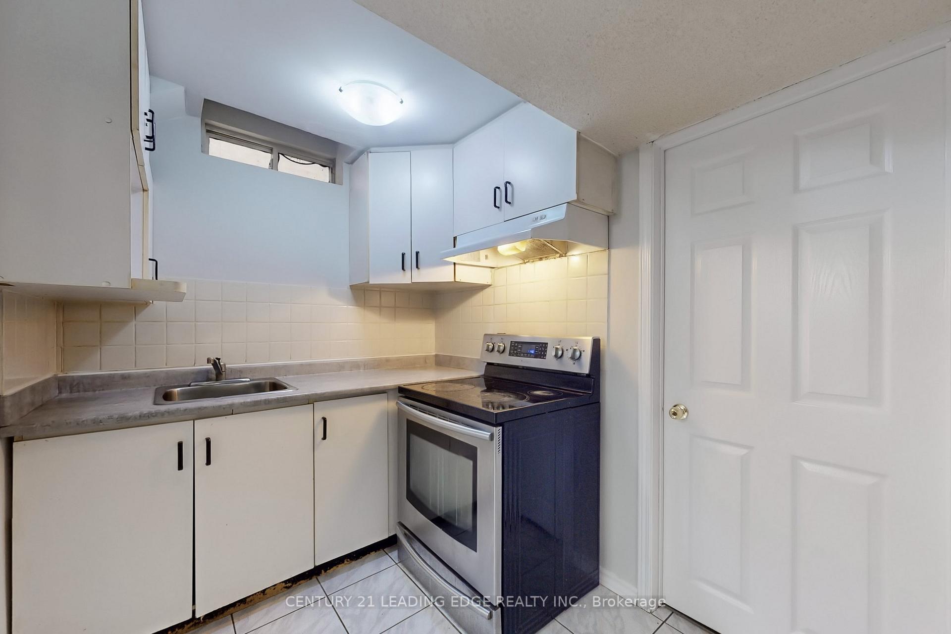 Photo 19 of 39 Horstman Street, Markham, Rouge River Estates — HOMEH