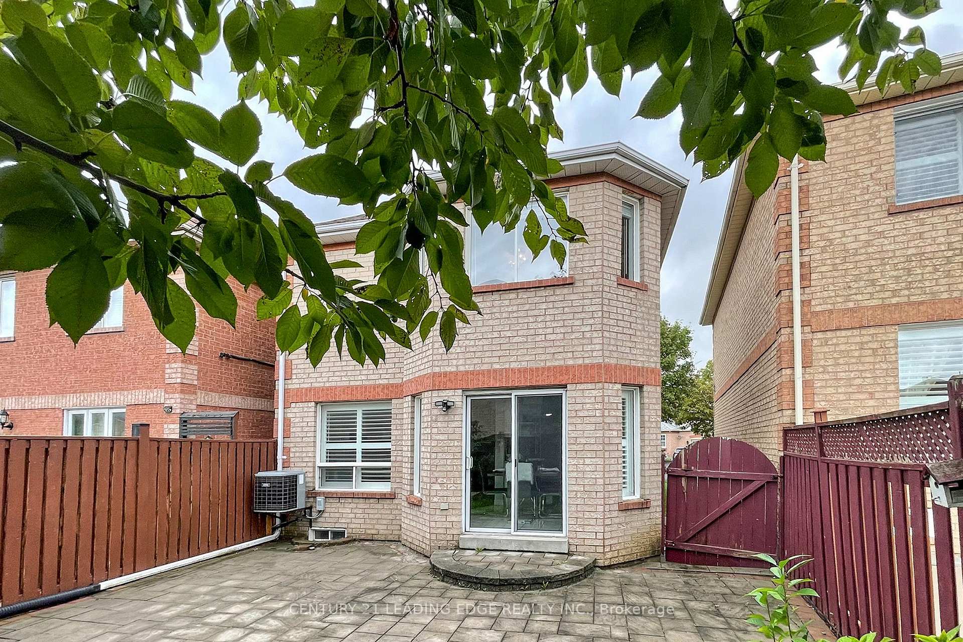 Photo 32 of 39 Horstman Street, Markham, Rouge River Estates — HOMEH