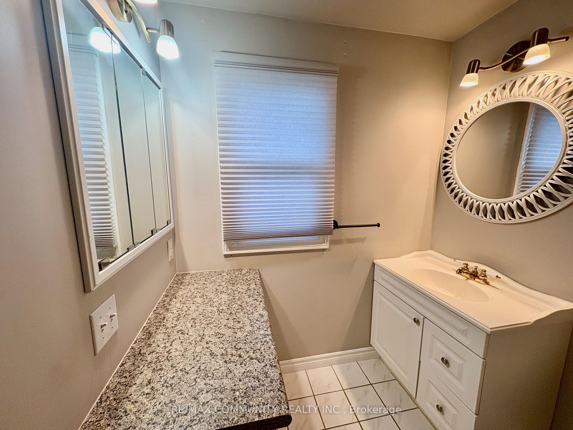 Photo 6 of Unit MAIN, 693 Hawley Street, Peterborough, Otonabee Ward 1 — HOMEH