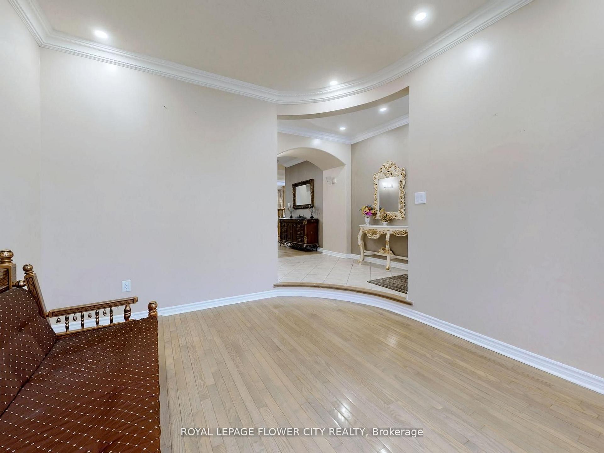 Photo 20 of 160 America Avenue, Vaughan, Vellore Village — HOMEH