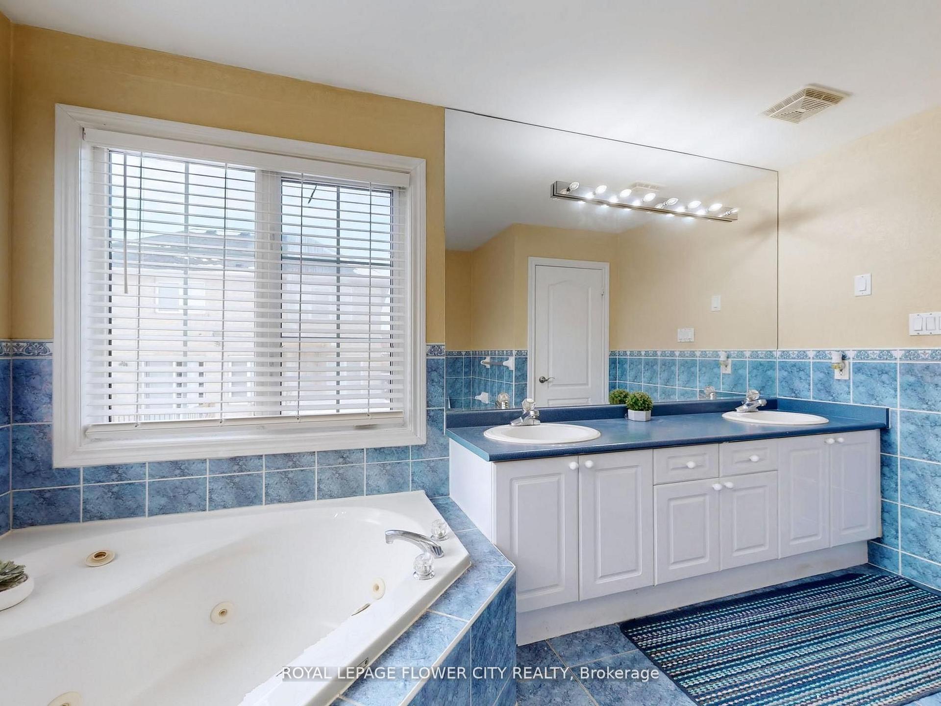 Photo 17 of 160 America Avenue, Vaughan, Vellore Village — HOMEH