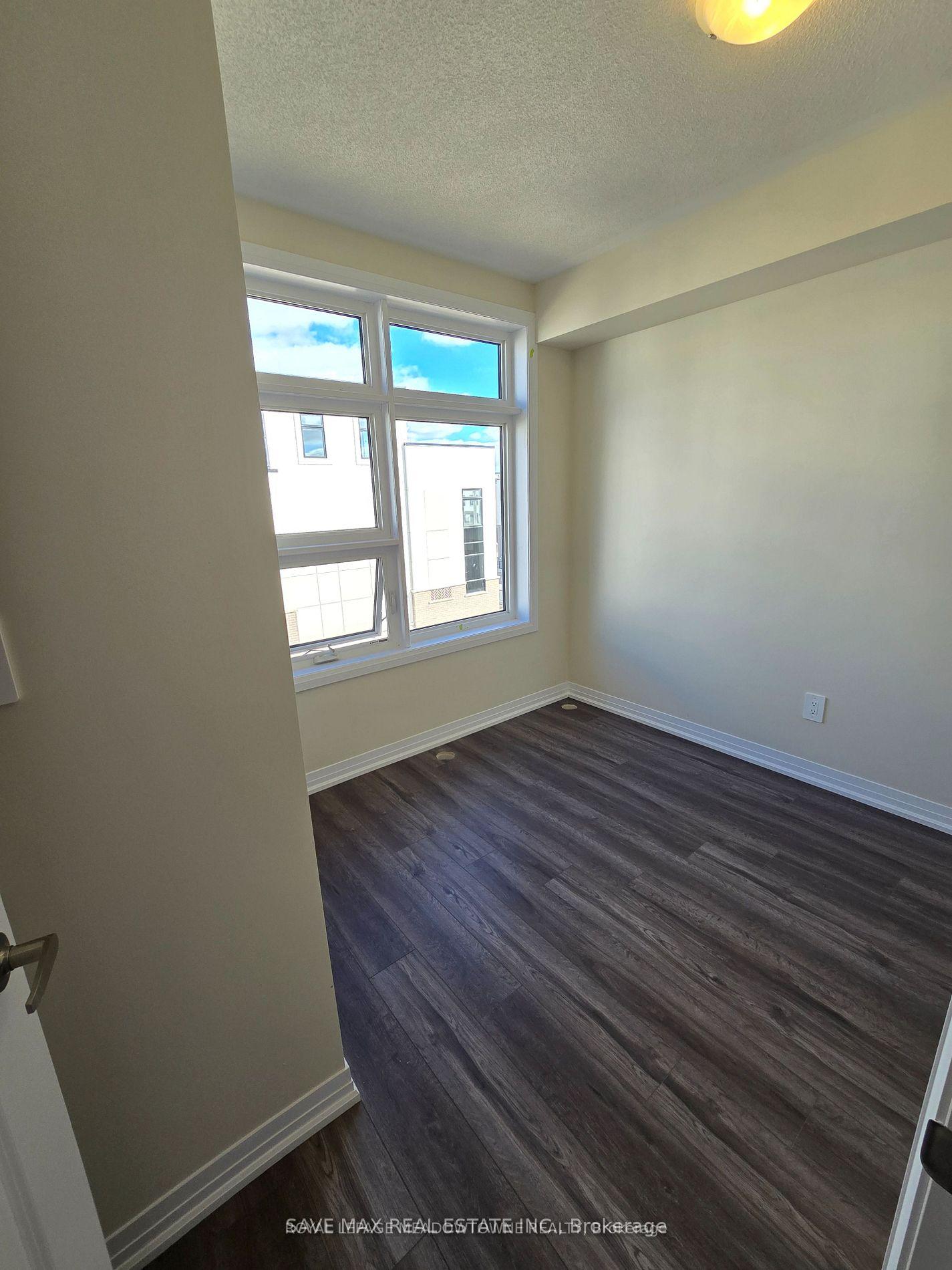 Photo 14 of Unit 120, 1573 Rose Way, Milton, Cobban — HOMEH