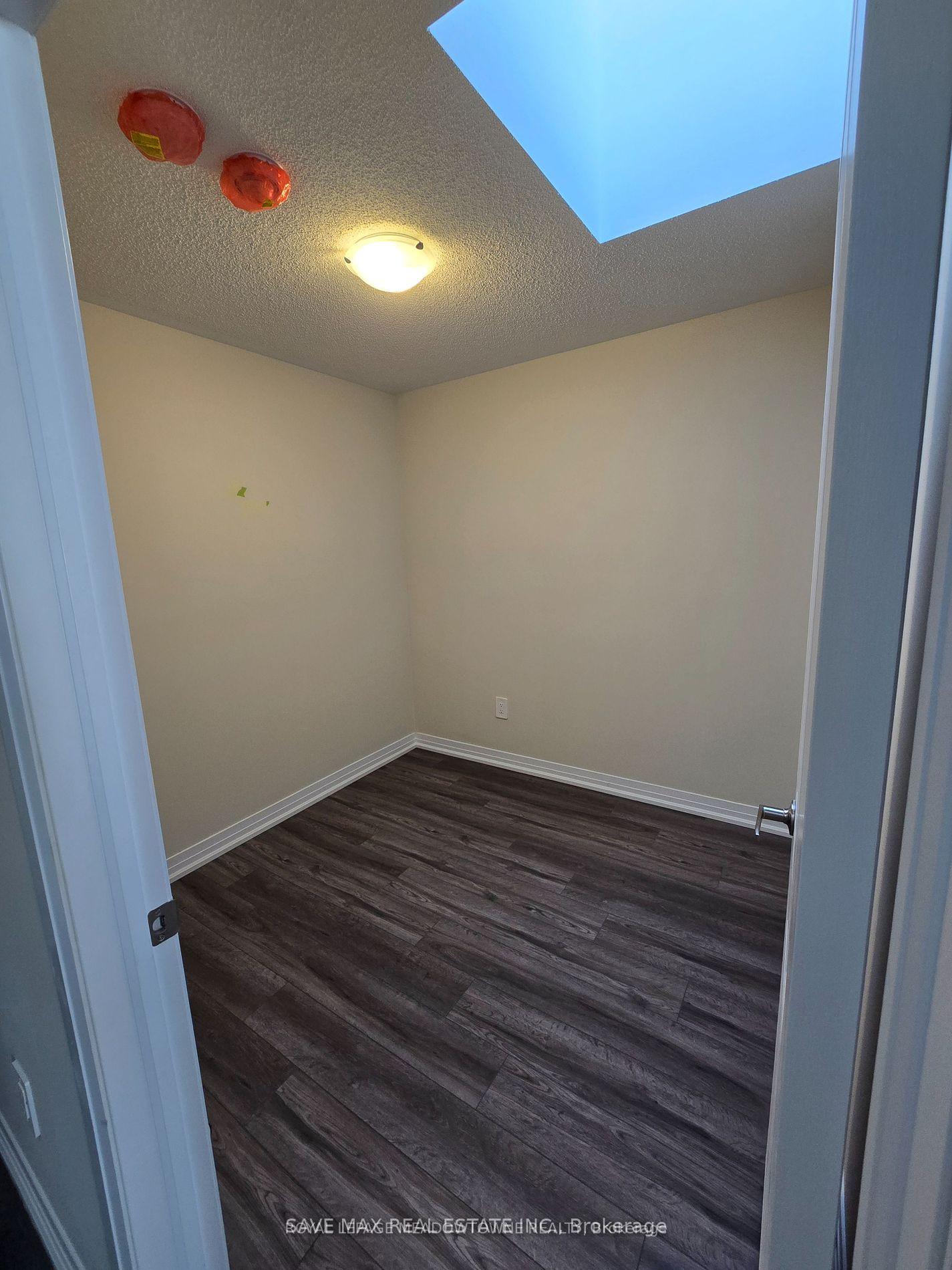 Photo 6 of Unit 120, 1573 Rose Way, Milton, Cobban — HOMEH