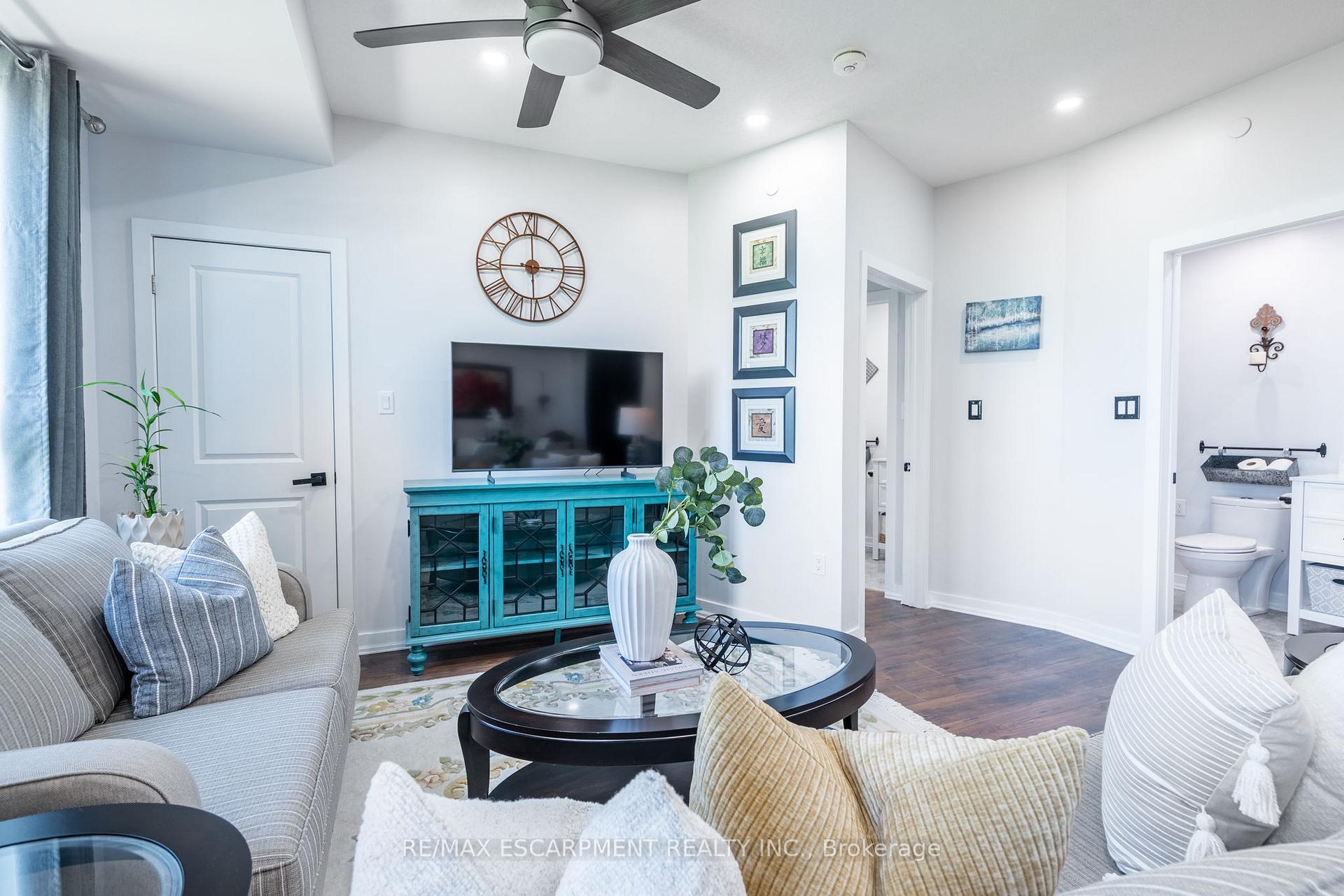 Photo 27 of Unit 422, 125 Shoreview Place, Hamilton, Lakeshore — HOMEH