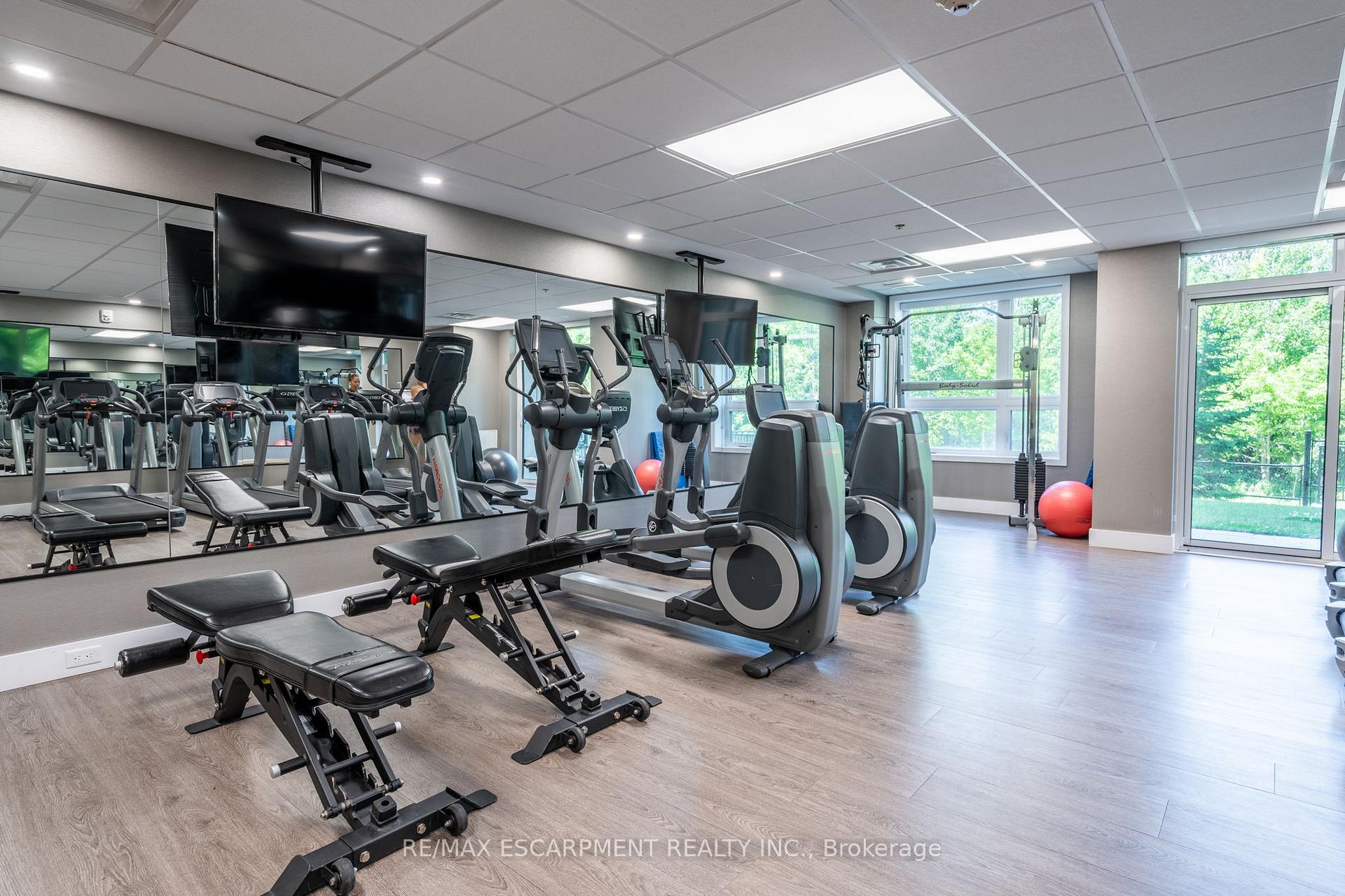 Photo 25 of Unit 422, 125 Shoreview Place, Hamilton, Lakeshore — HOMEH