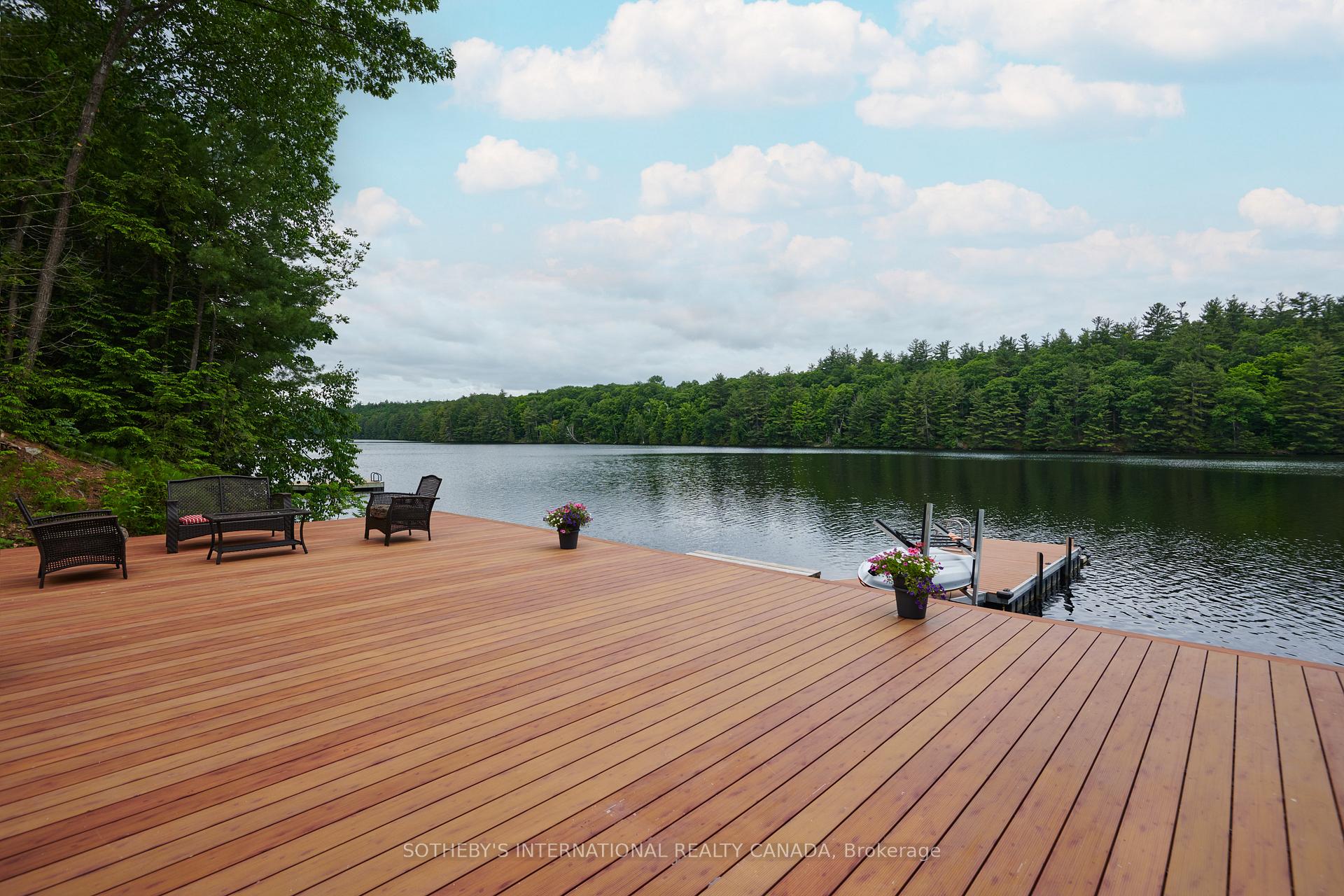 Photo 33 of 106 Lorlei Drive, McNab/Braeside, Mcnab/Braeside Twps — HOMEH