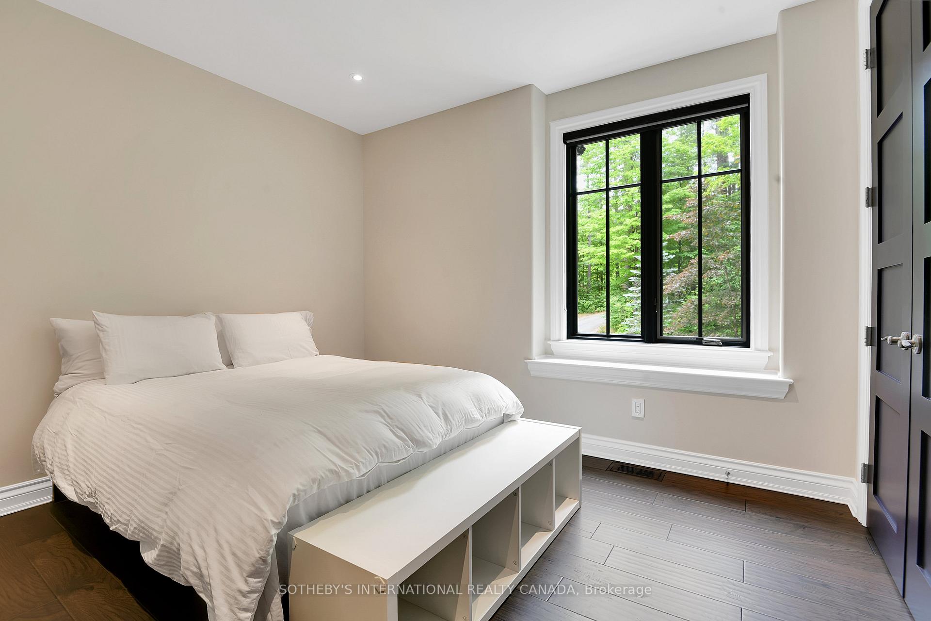 Photo 26 of 106 Lorlei Drive, McNab/Braeside, Mcnab/Braeside Twps — HOMEH