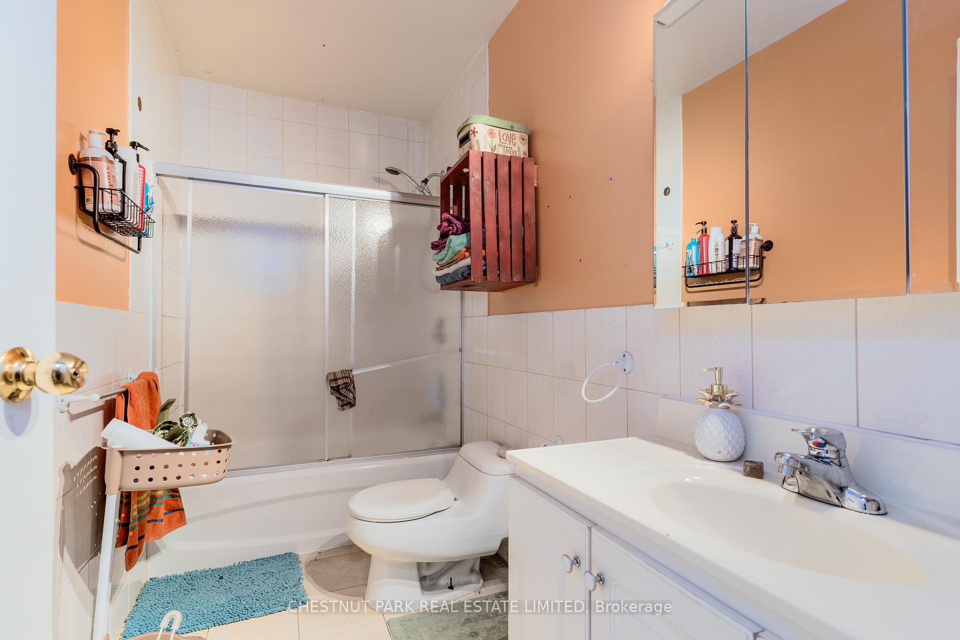 Photo 25 of 200 Ossington Avenue, Toronto, Trinity-Bellwoods — HOMEH