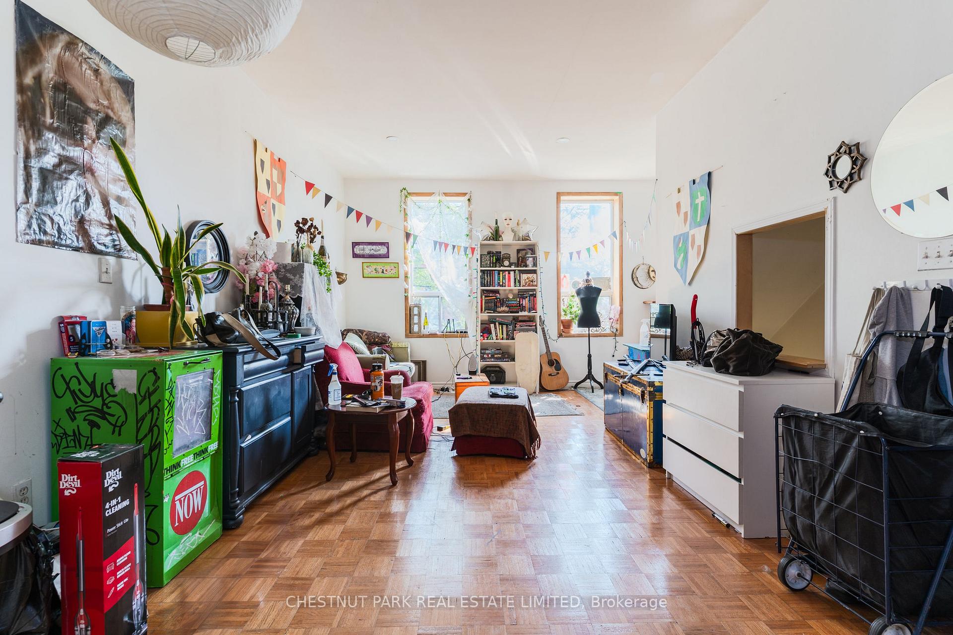 Photo 31 of 200 Ossington Avenue, Toronto, Trinity-Bellwoods — HOMEH