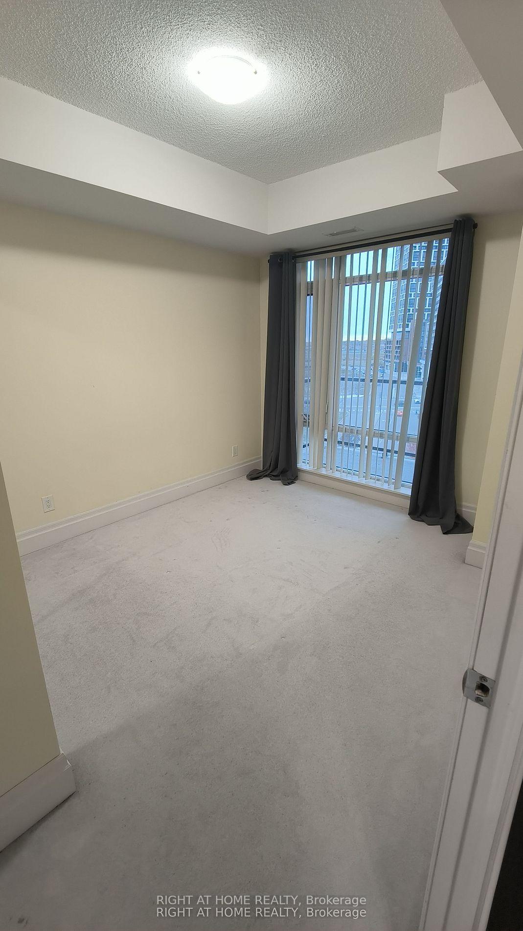 Photo 8 of Unit 705, 131 Upper Duke Crescent, Markham, Unionville — HOMEH