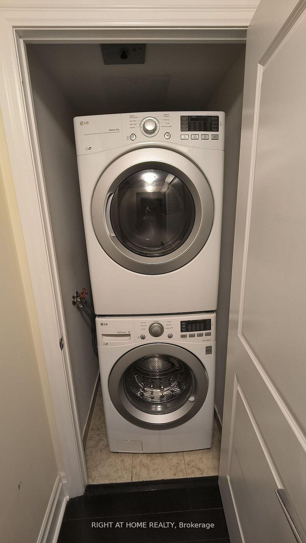 Photo 11 of Unit 705, 131 Upper Duke Crescent, Markham, Unionville — HOMEH