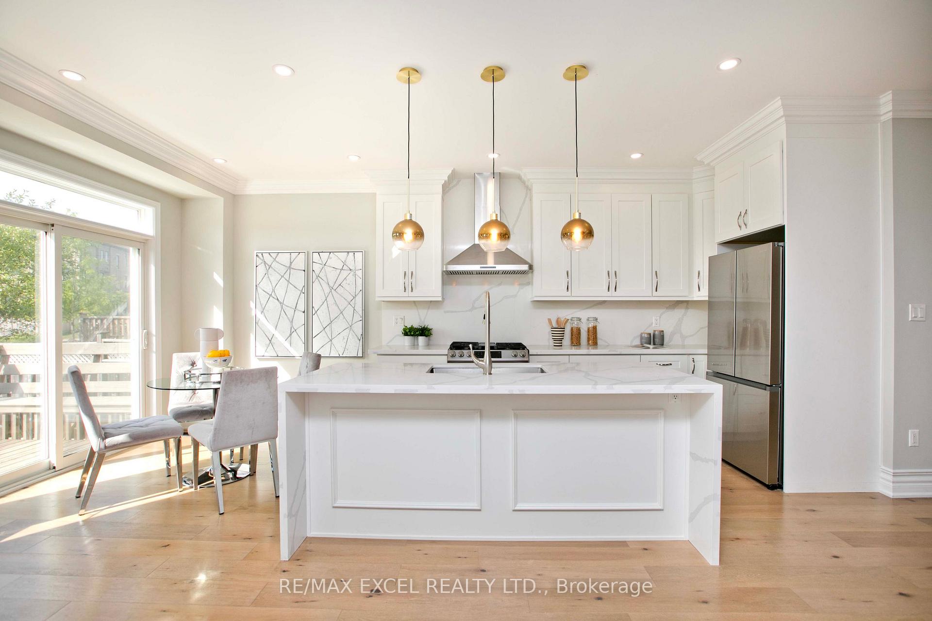 Photo 3 of 45 Tidewater Street, Markham, Wismer — HOMEH