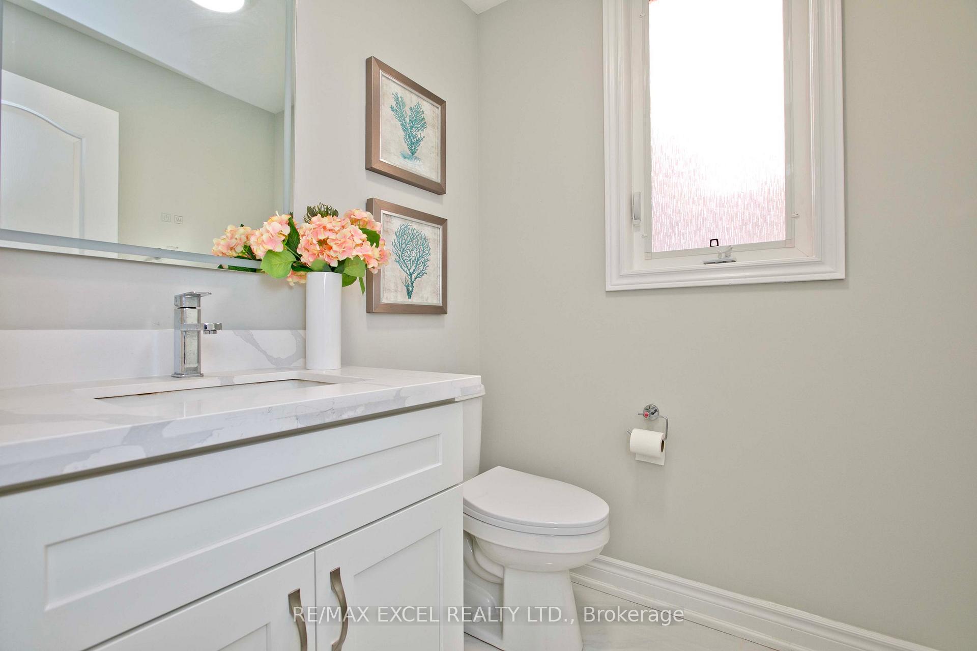 Photo 11 of 45 Tidewater Street, Markham, Wismer — HOMEH