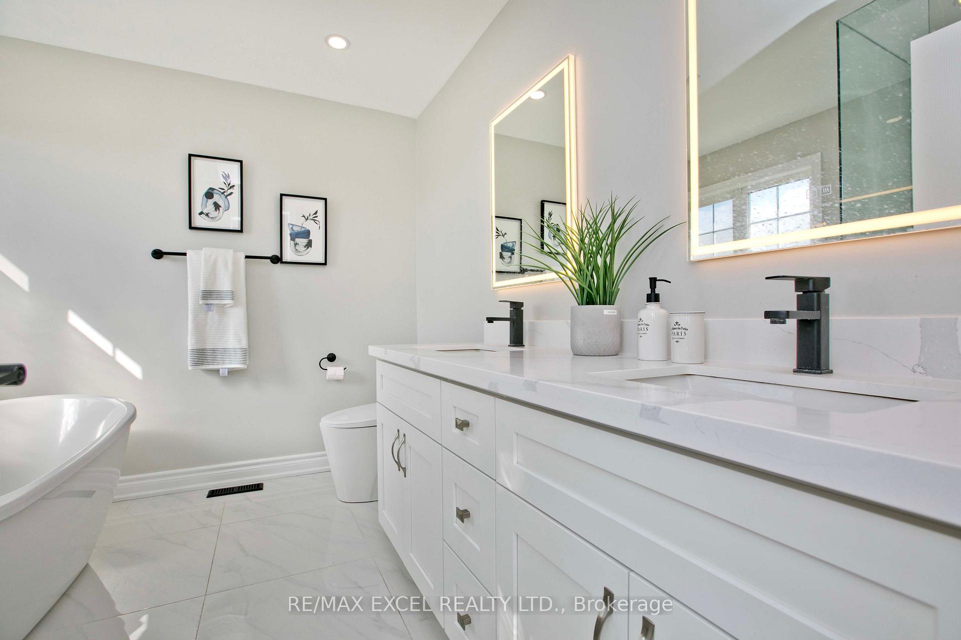 Photo 14 of 45 Tidewater Street, Markham, Wismer — HOMEH