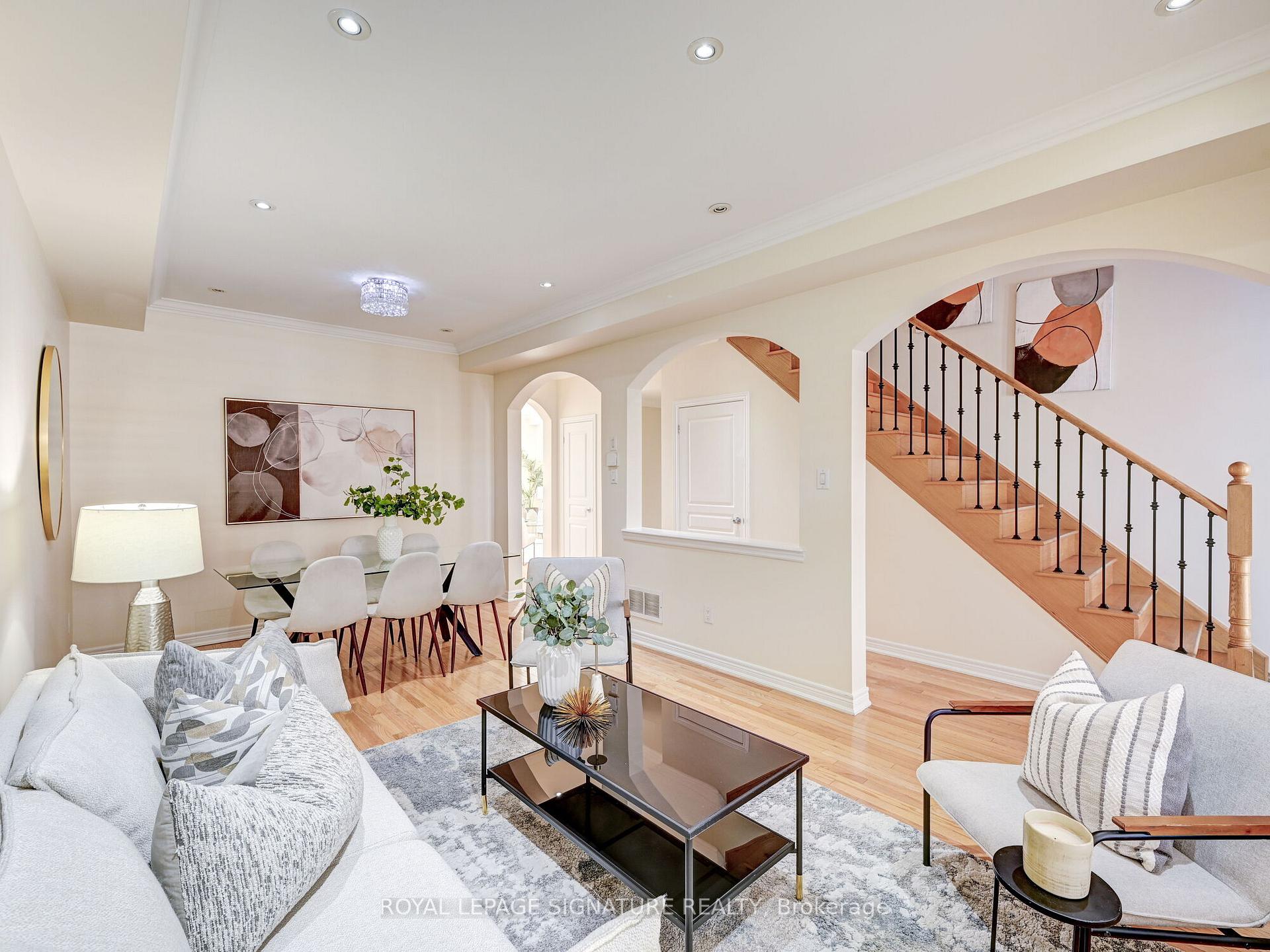 Photo 6 of 106 Naperton Drive E, Brampton, Sandringham-Wellington — HOMEH