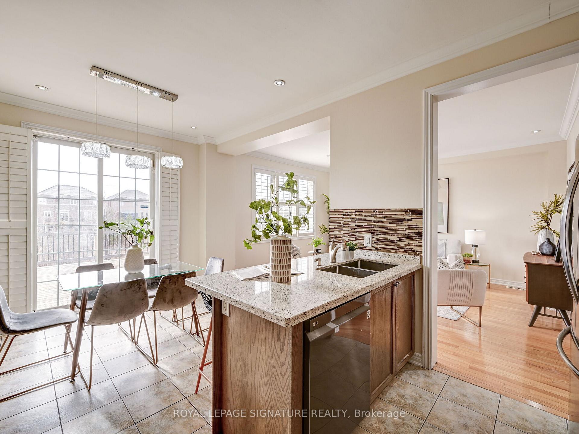Photo 5 of 106 Naperton Drive E, Brampton, Sandringham-Wellington — HOMEH
