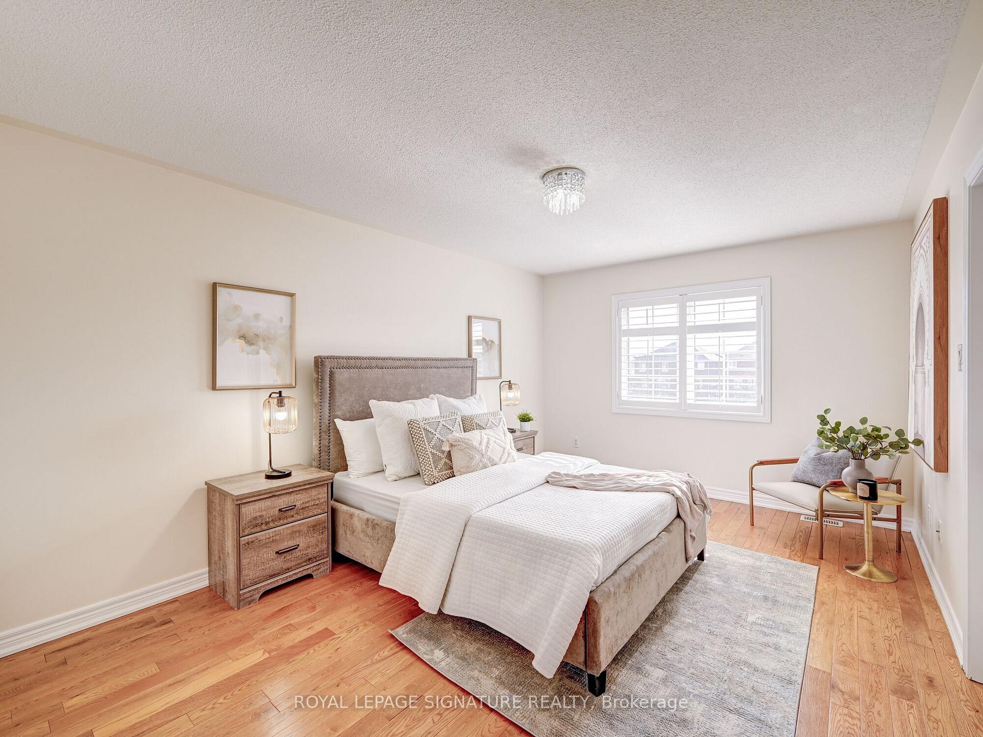 Photo 14 of 106 Naperton Drive E, Brampton, Sandringham-Wellington — HOMEH