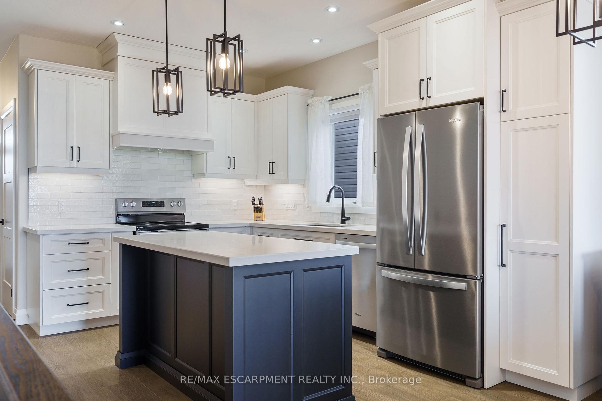 Photo 3 of 191 Lafayette Street E, Haldimand — HOMEH