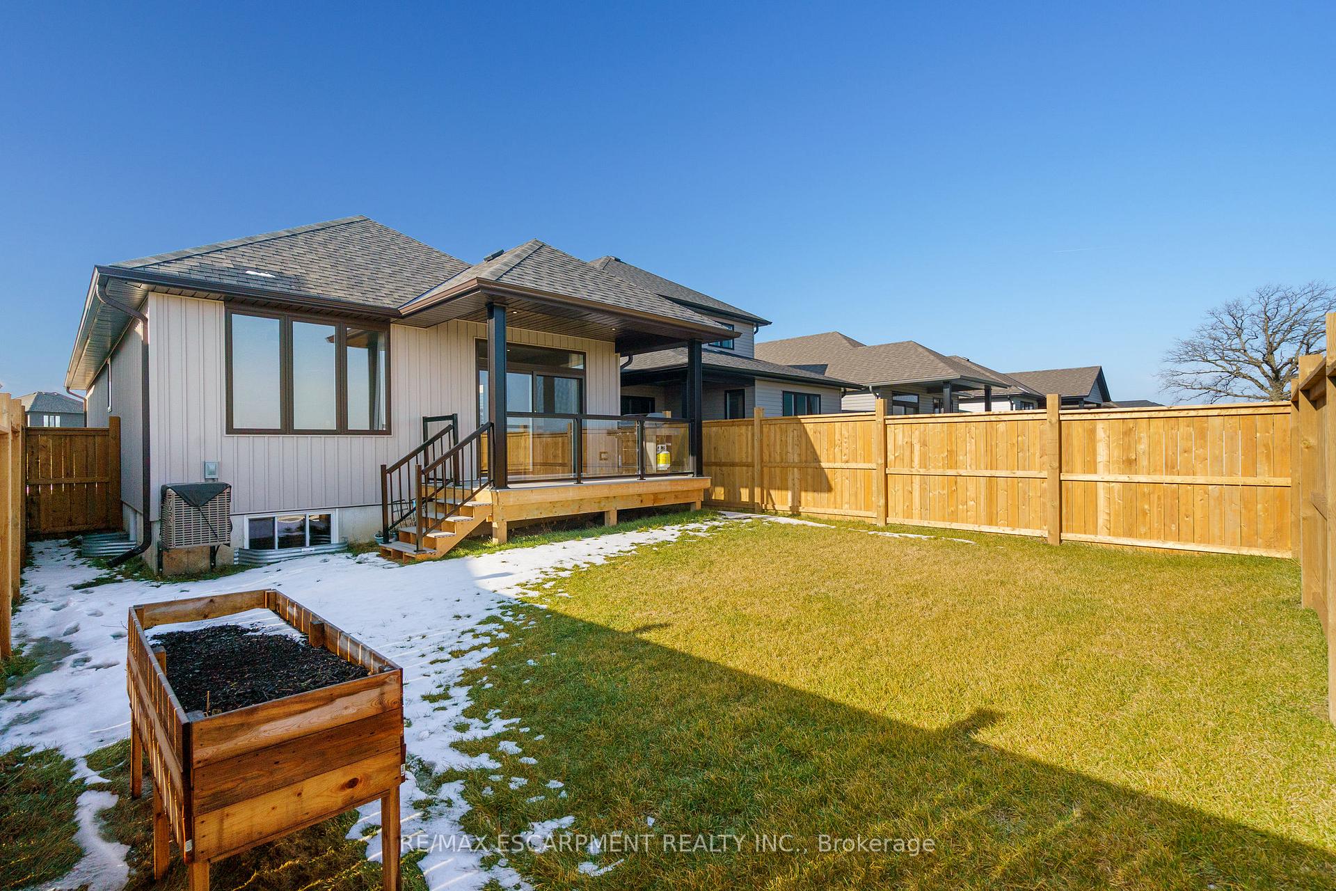Photo 33 of 191 Lafayette Street E, Haldimand — HOMEH