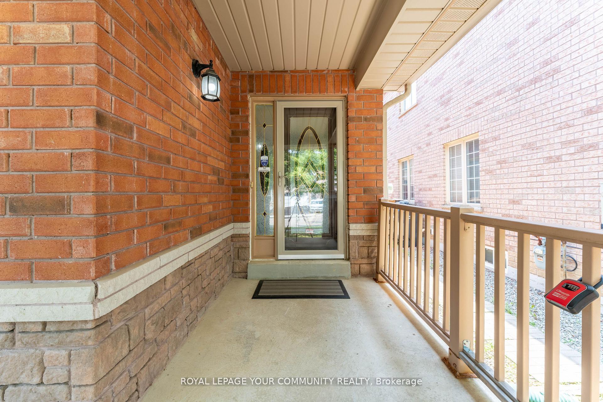 Photo 3 of 57 Mainard Crescent, Brampton, Sandringham-Wellington — HOMEH