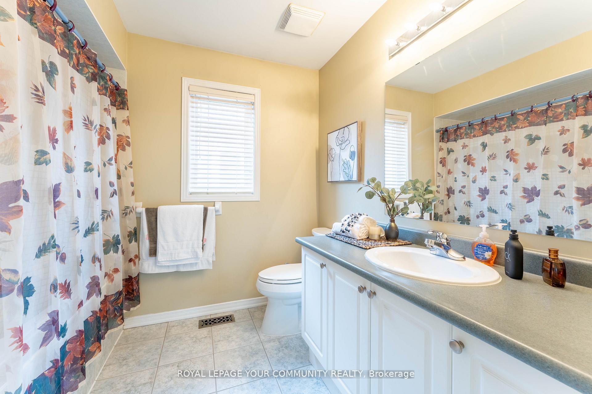 Photo 17 of 57 Mainard Crescent, Brampton, Sandringham-Wellington — HOMEH