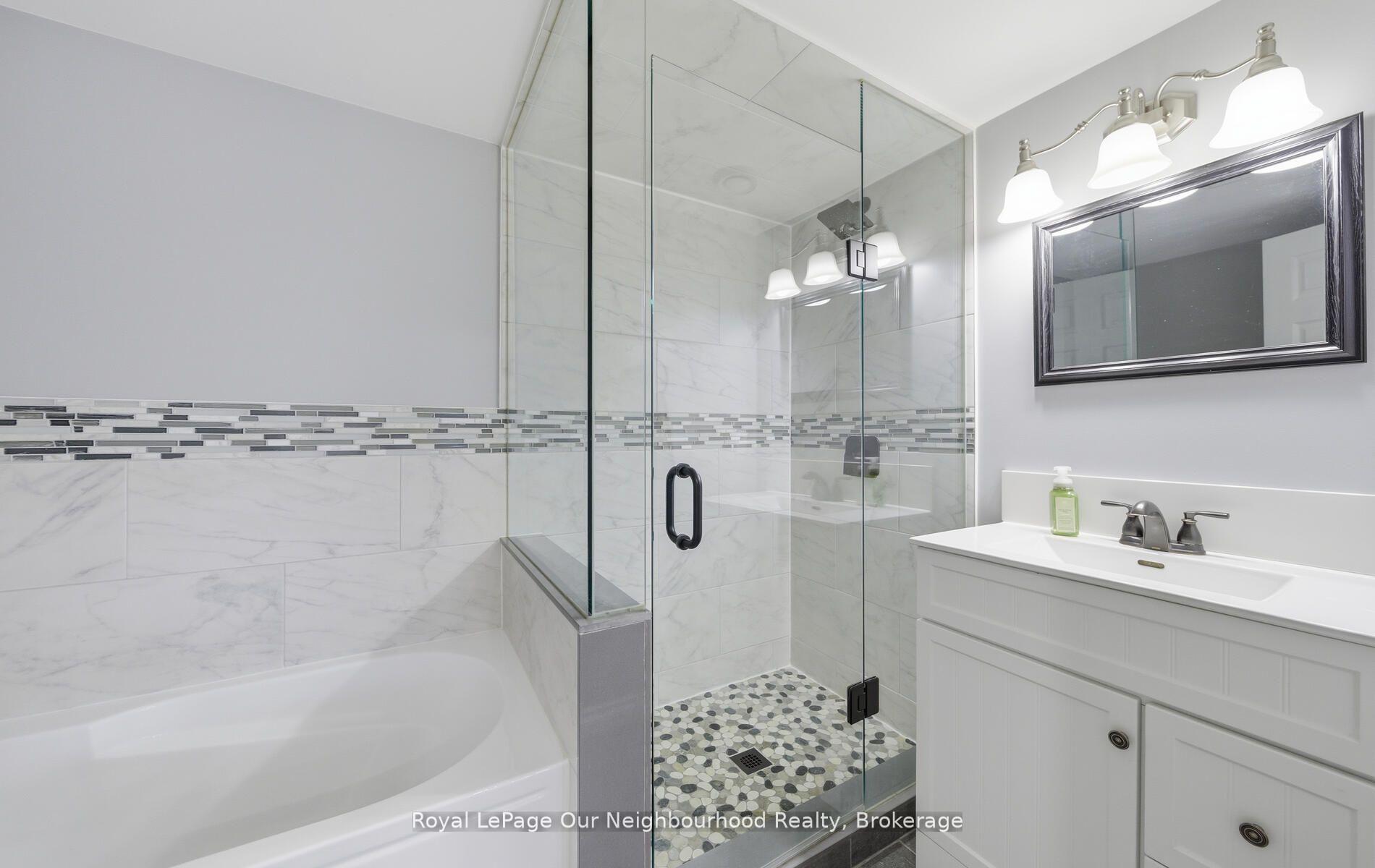 Photo 15 of 283 Chadburn Street, Oshawa, Central — HOMEH