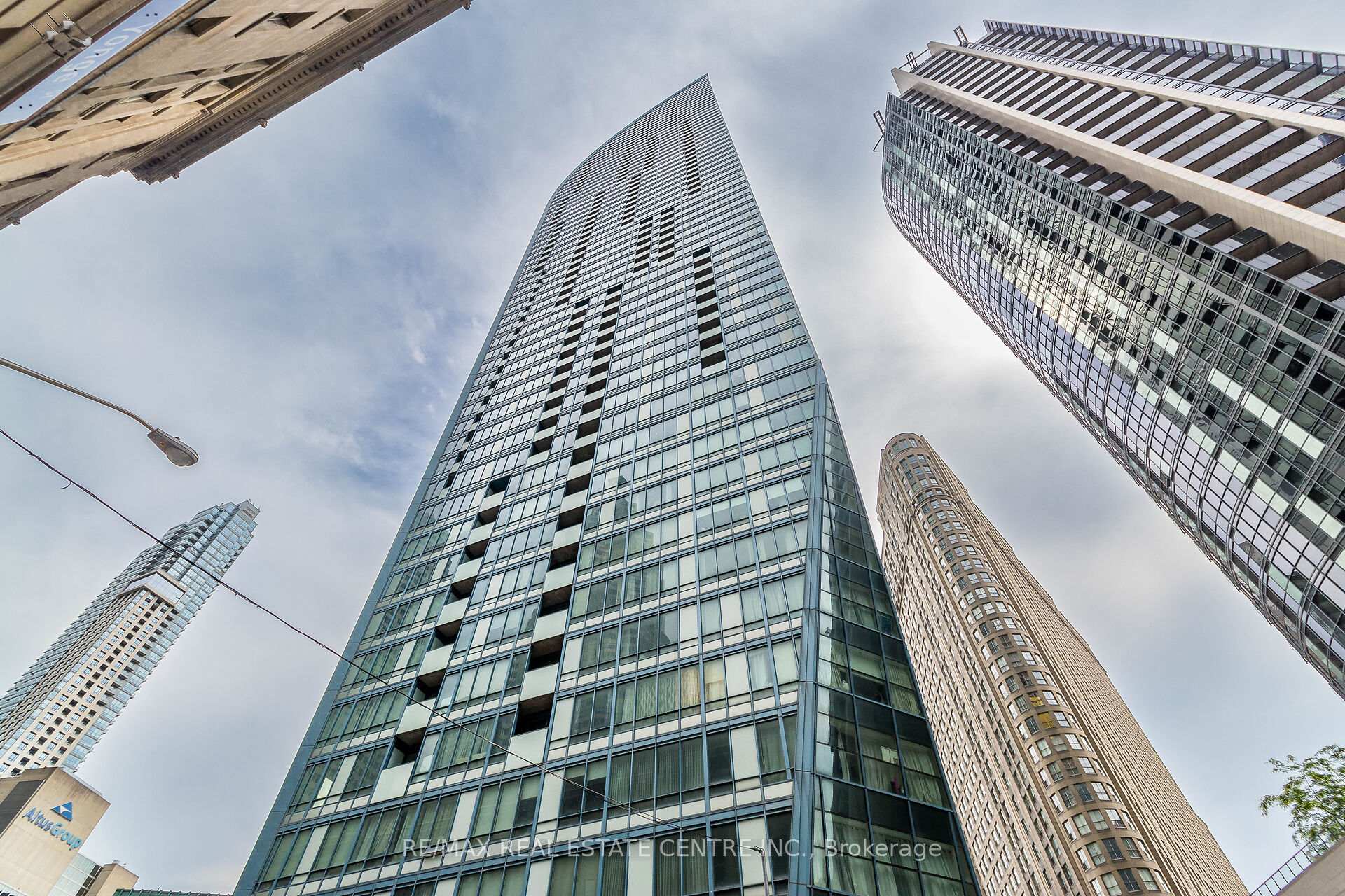 Photo 1 of Unit 1610, 8 The Esplanade, Toronto, Waterfront Communities — HOMEH