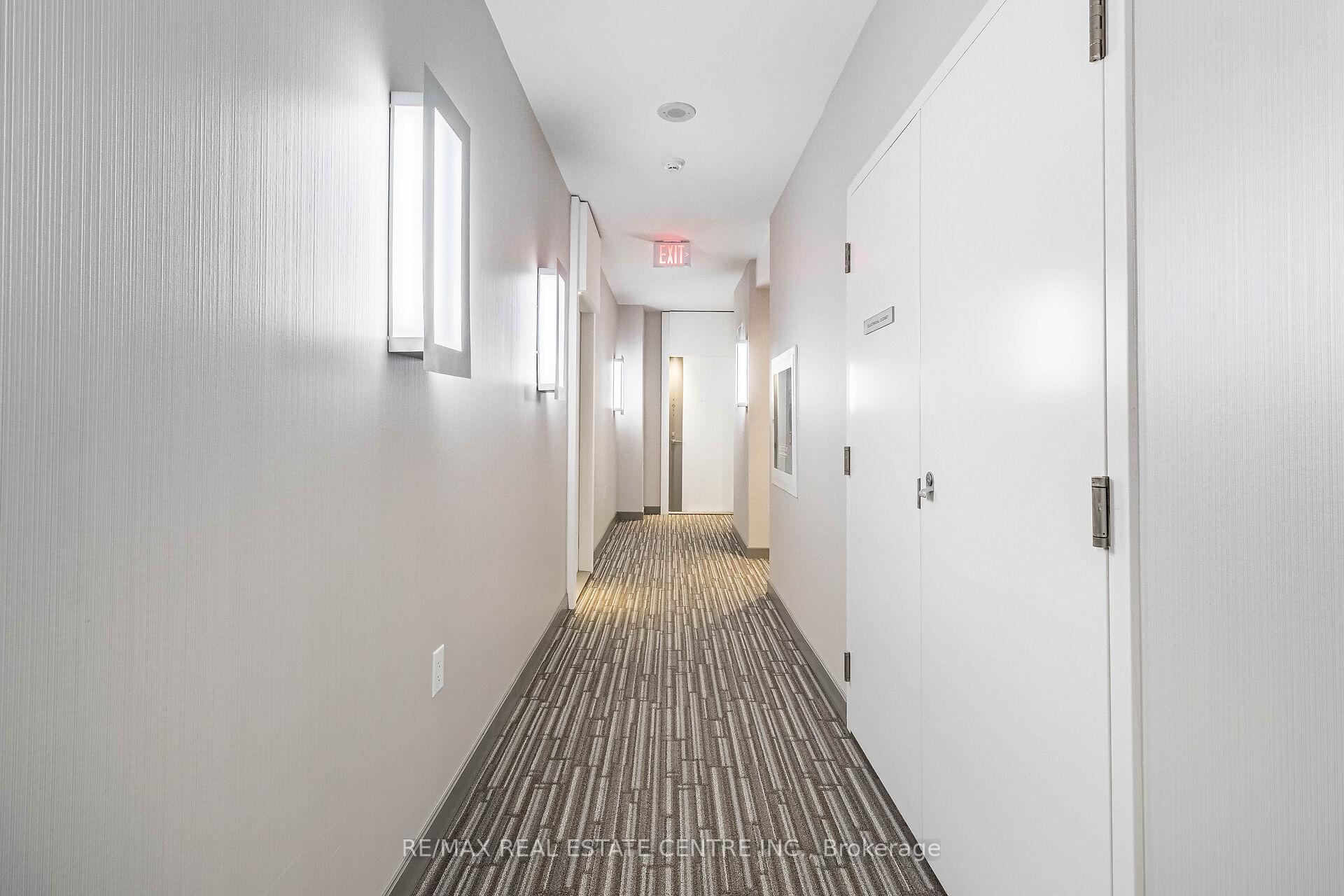 Photo 5 of Unit 1610, 8 The Esplanade, Toronto, Waterfront Communities — HOMEH