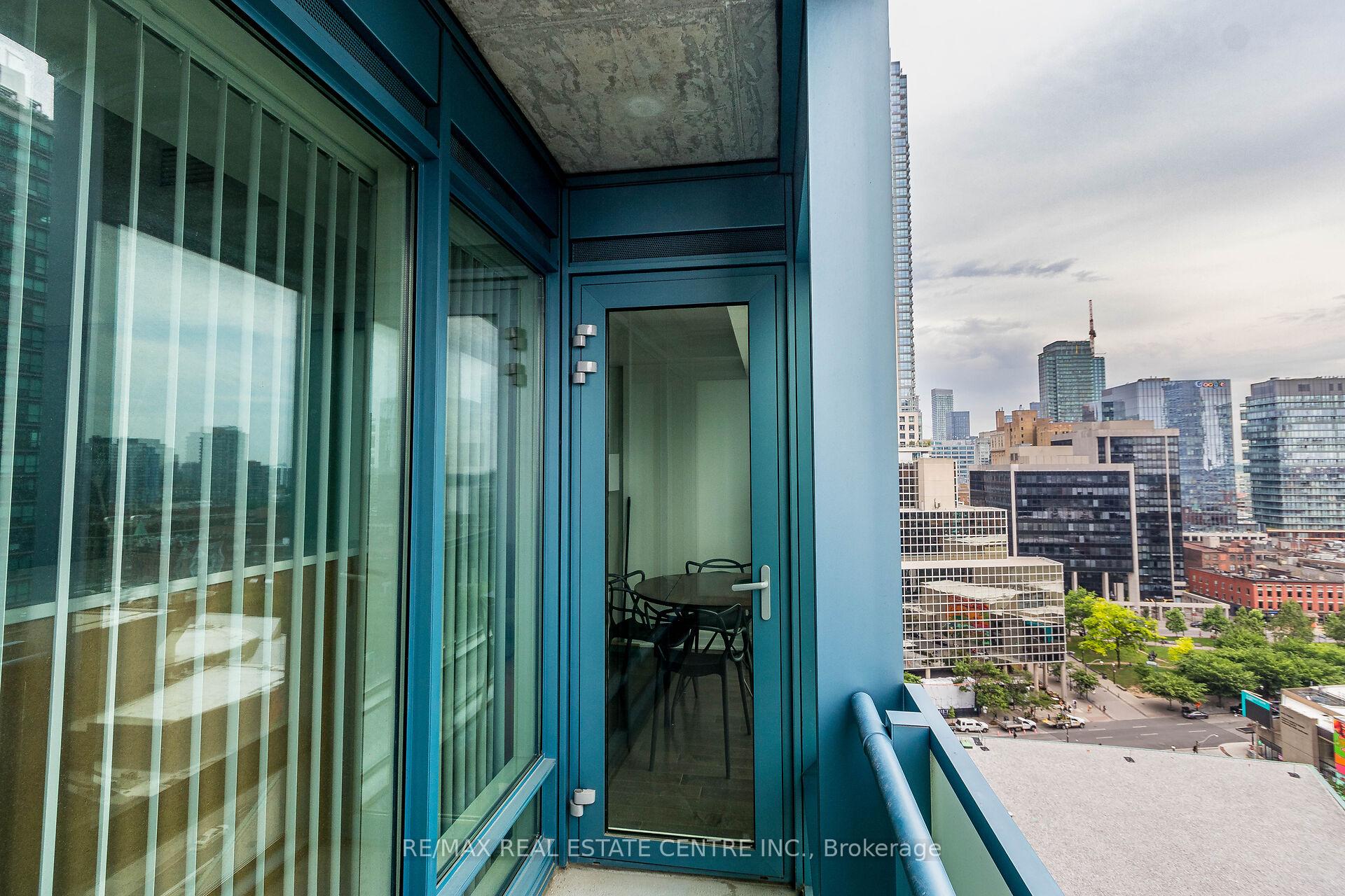 Photo 22 of Unit 1610, 8 The Esplanade, Toronto, Waterfront Communities — HOMEH