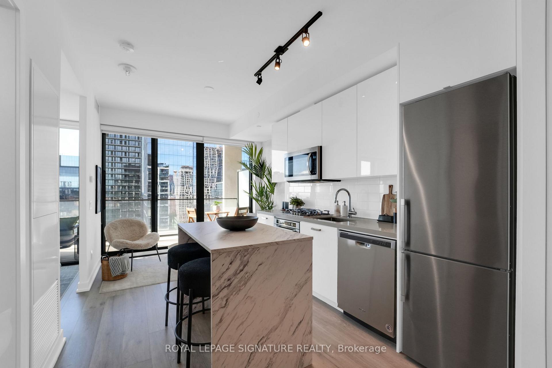 Photo 6 of Unit 1906, 55 Ontario Street, Toronto, Moss Park — HOMEH