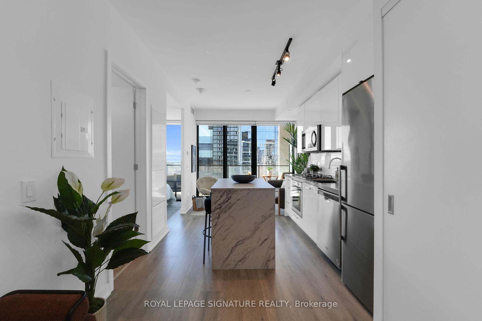 Photo 2 of Unit 1906, 55 Ontario Street, Toronto, Moss Park — HOMEH