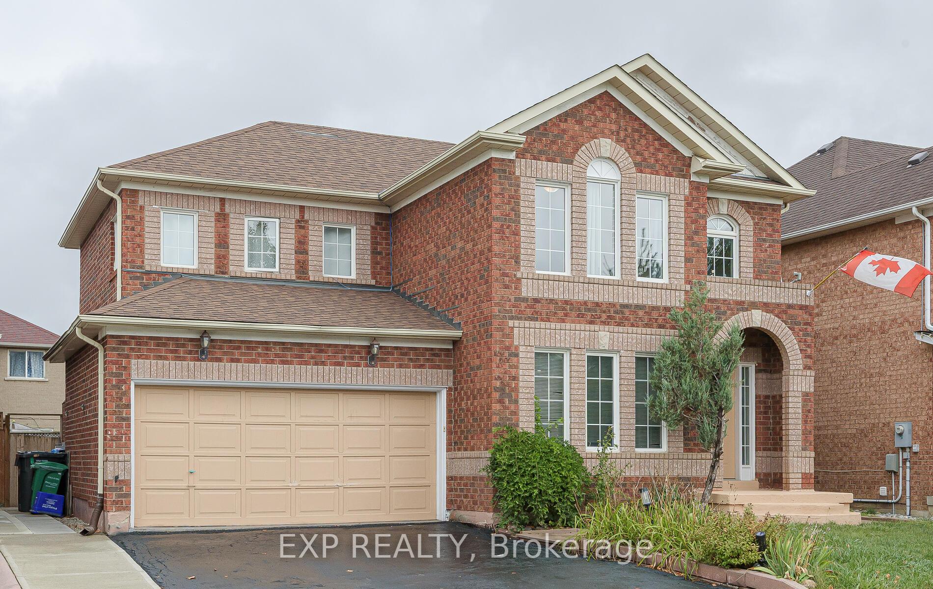 Photo 2 of 15 Meadow Glade Road, Brampton, Sandringham-Wellington — HOMEH
