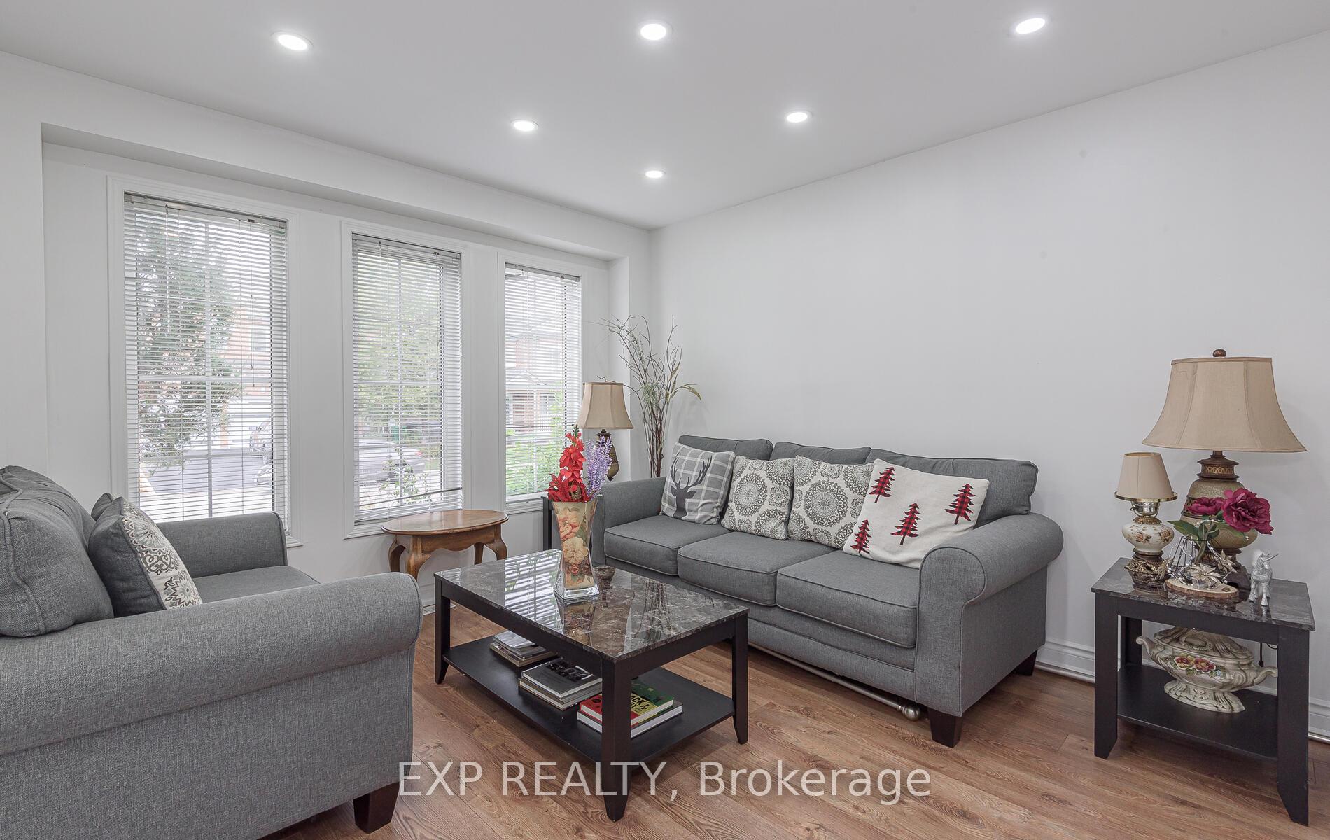 Photo 6 of 15 Meadow Glade Road, Brampton, Sandringham-Wellington — HOMEH